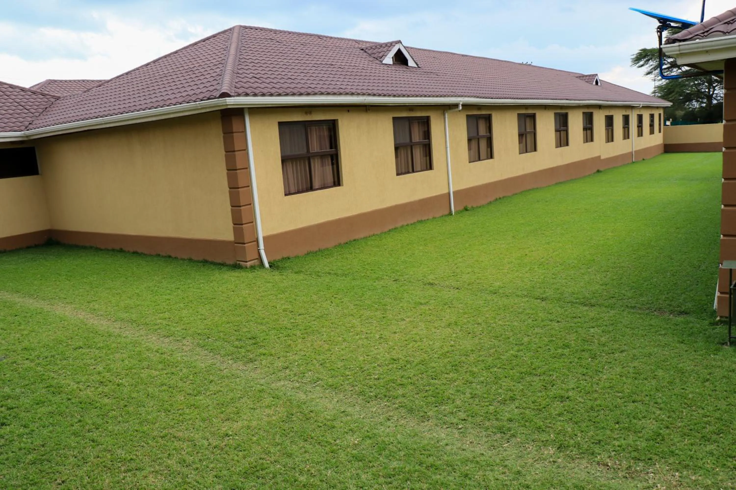 Inner courtyard view in Lake Naivasha Lazarus Lodge