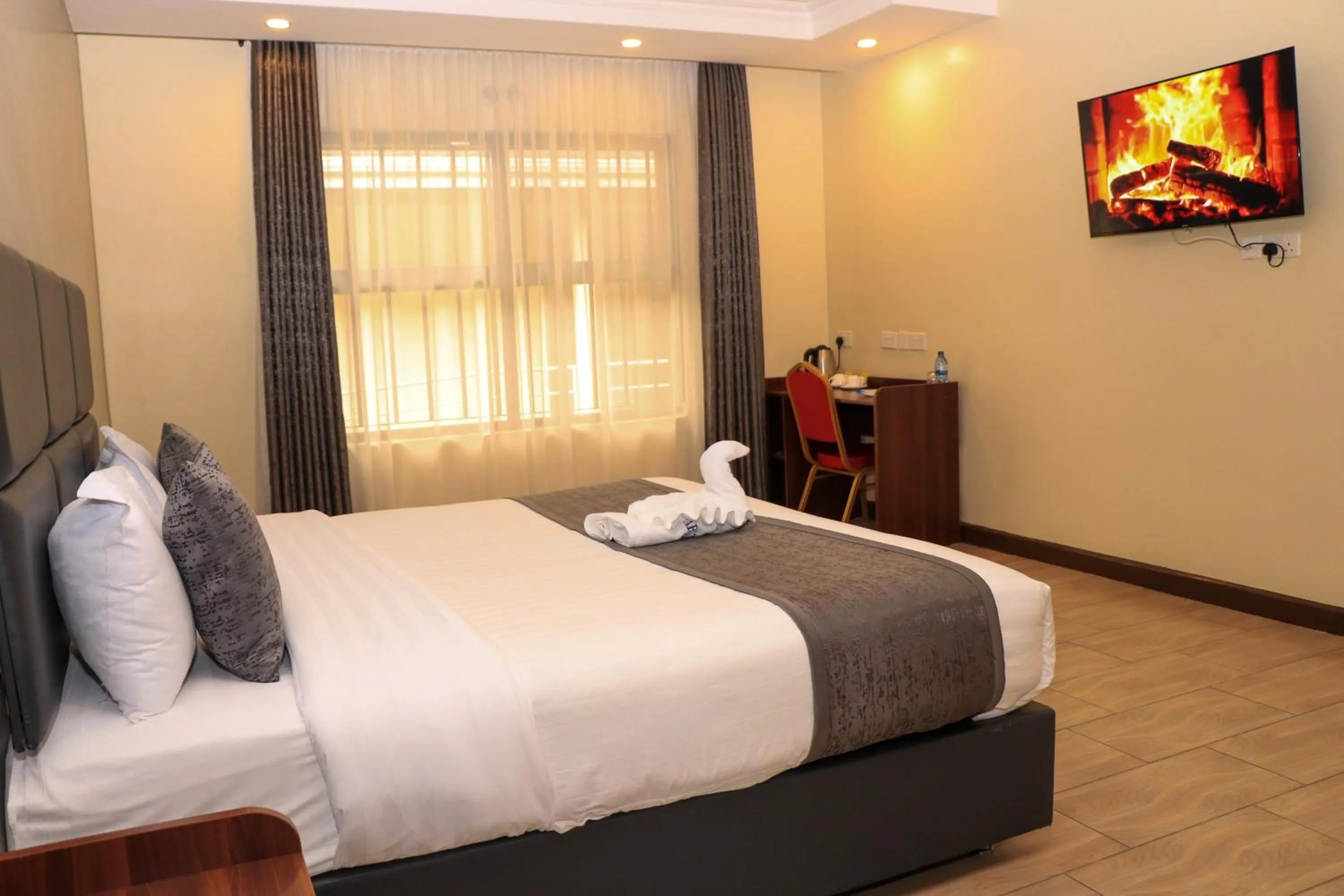 Bedroom, Bed in Lake Naivasha Lazarus Lodge