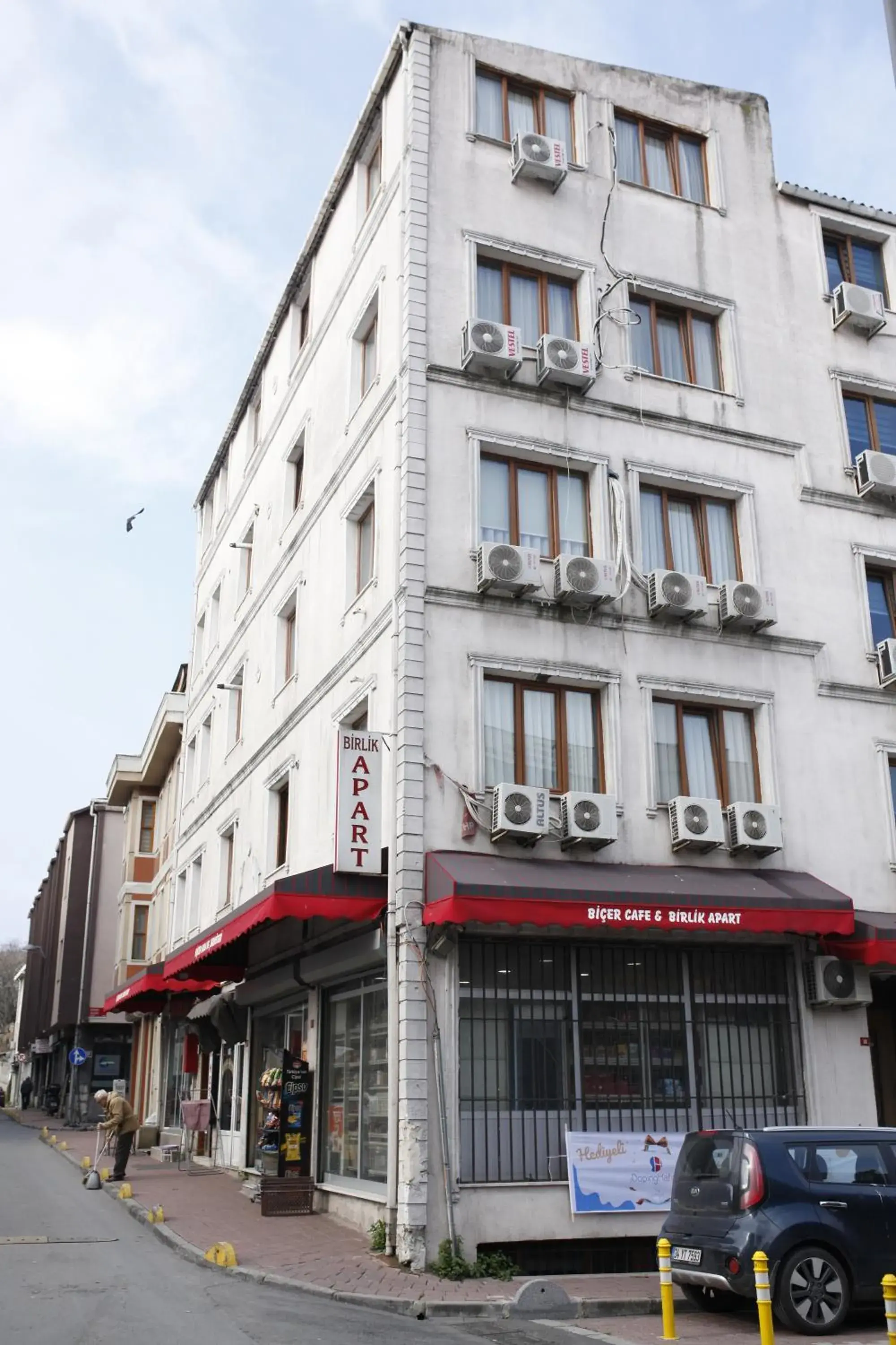 Property building in Birlik Apart Hotel Property building in Birlik Apart Hotel