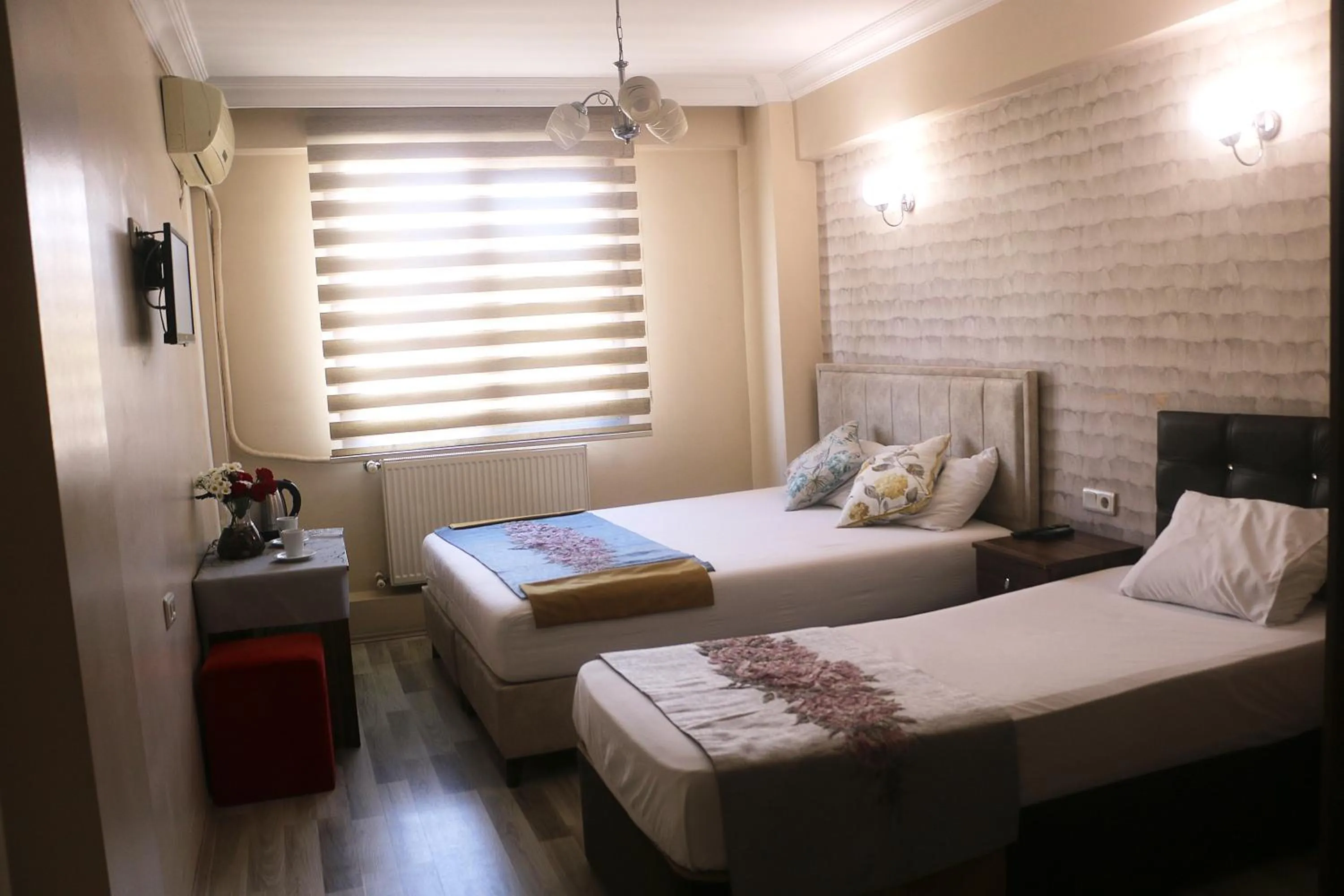 Bed in Birlik Apart Hotel