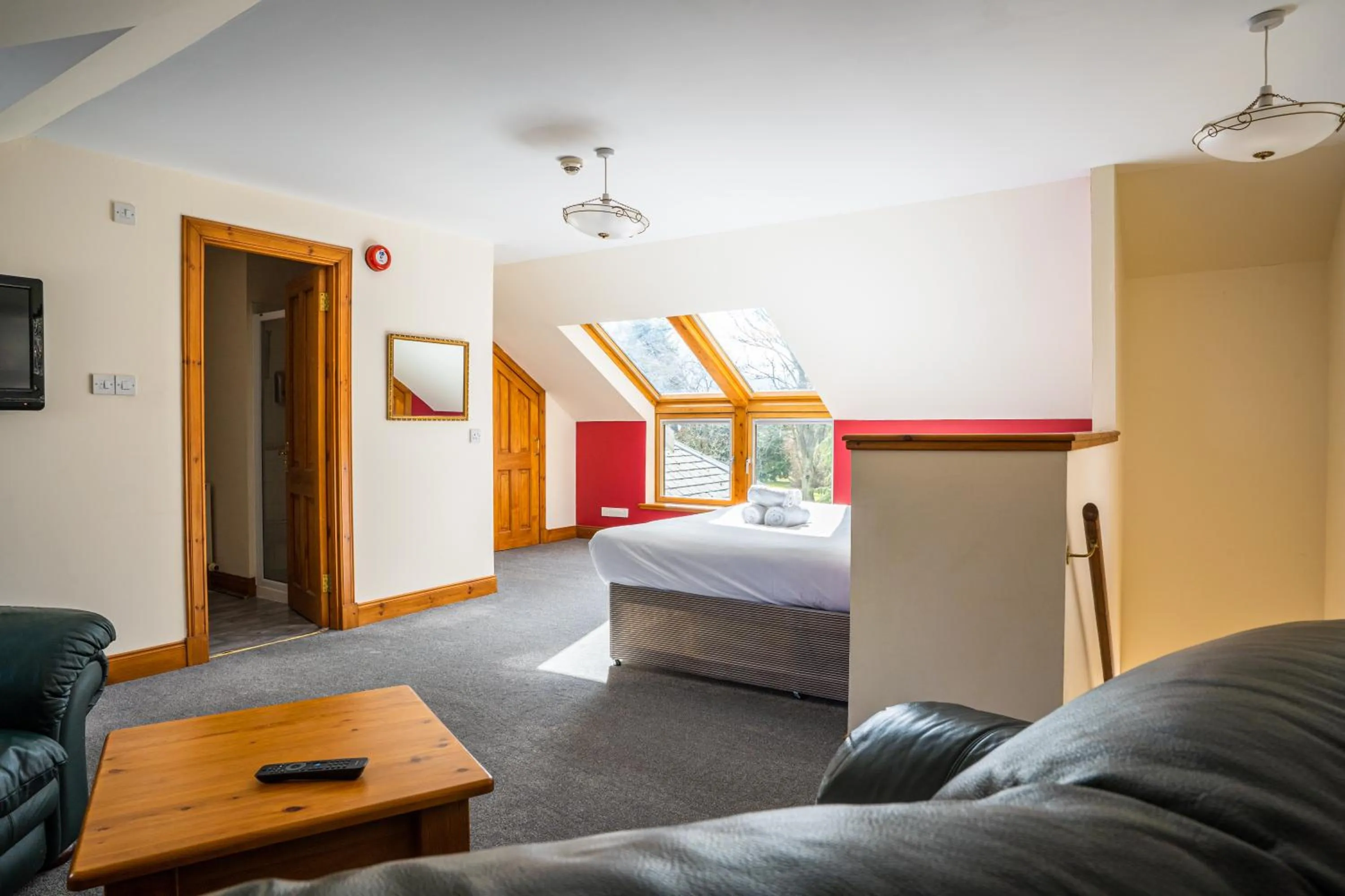Bedroom, Bed in Columba House
