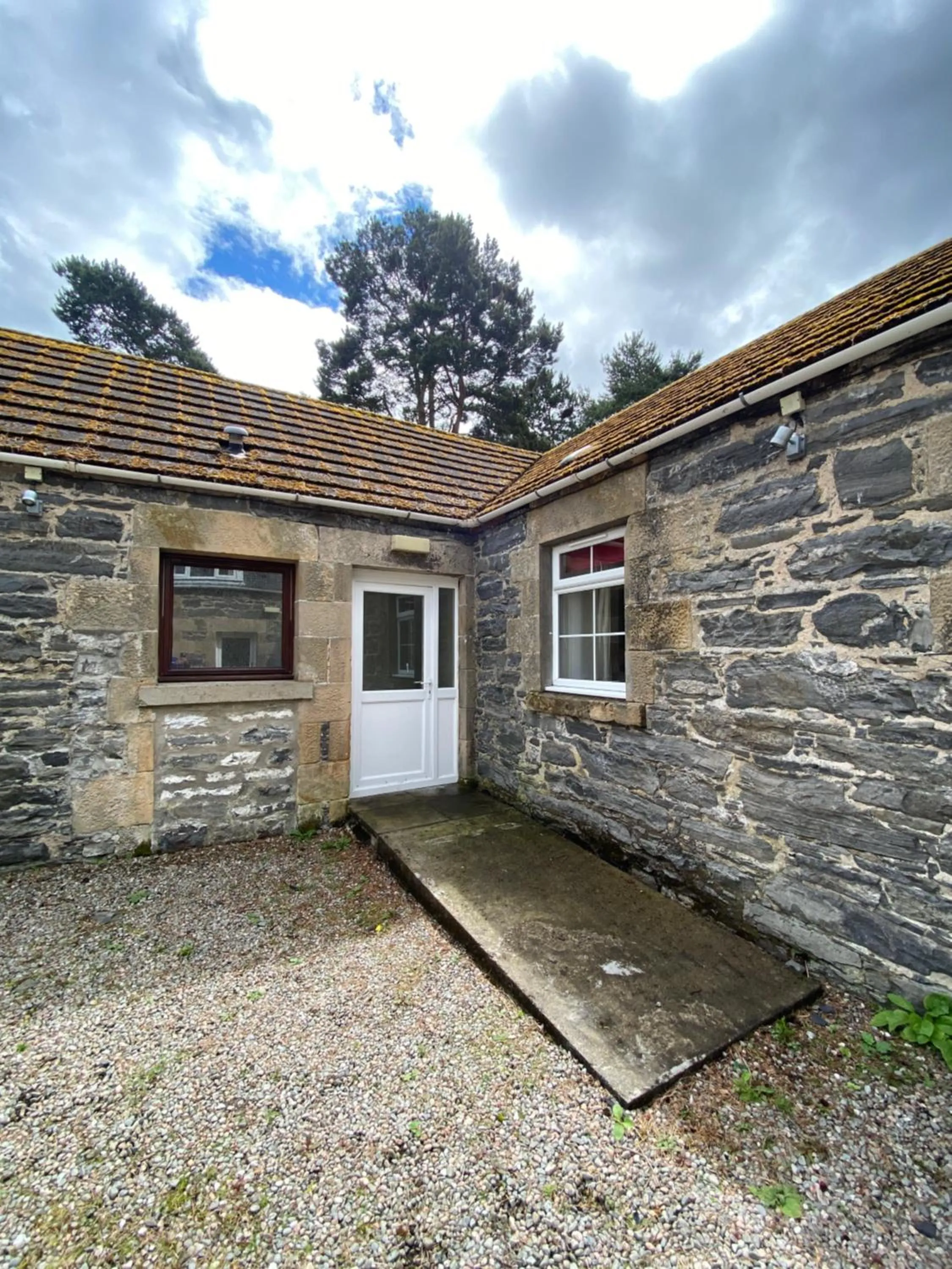Facade/entrance in Columba House