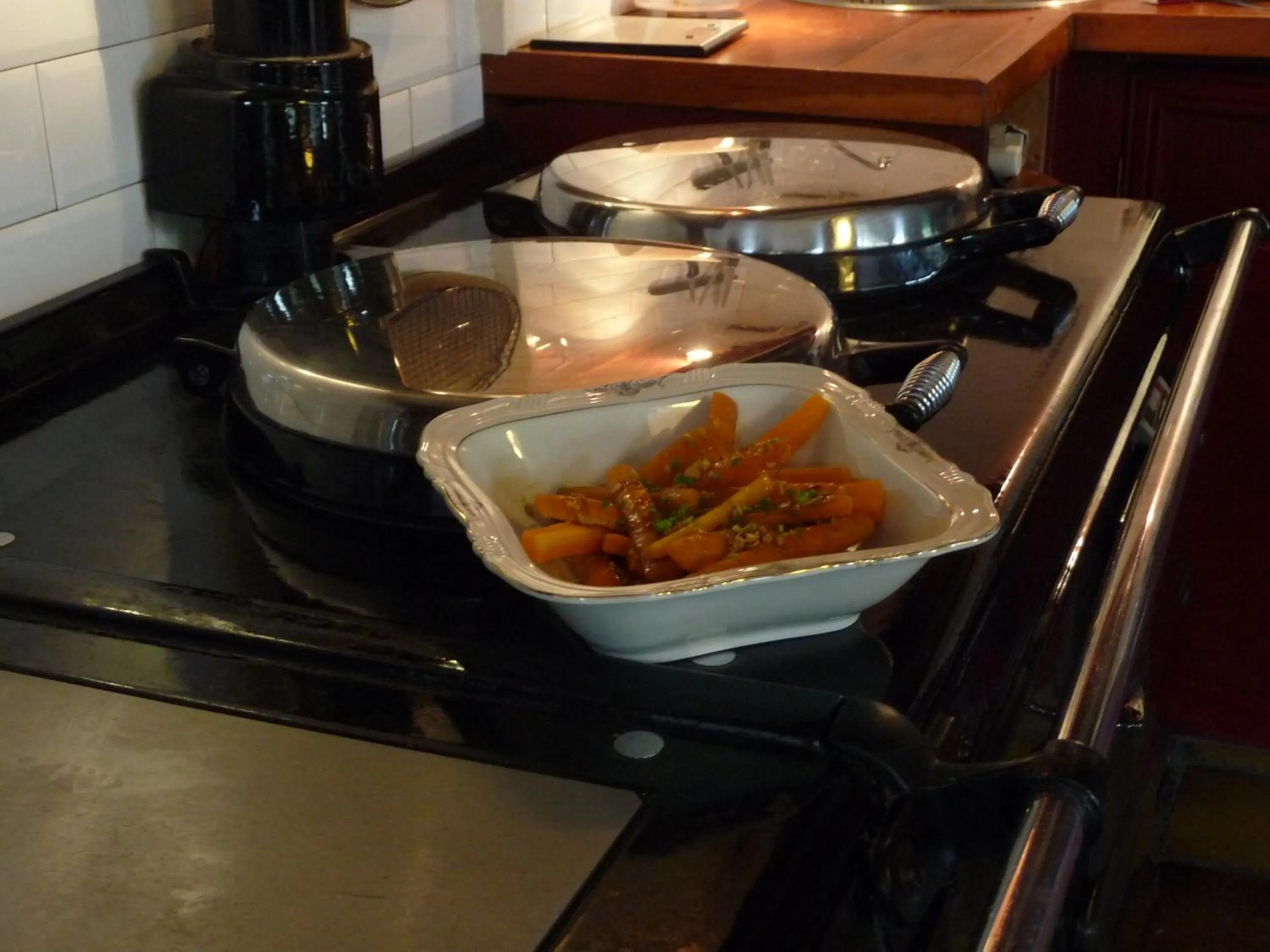 Restaurant/places to eat in Selatuinen