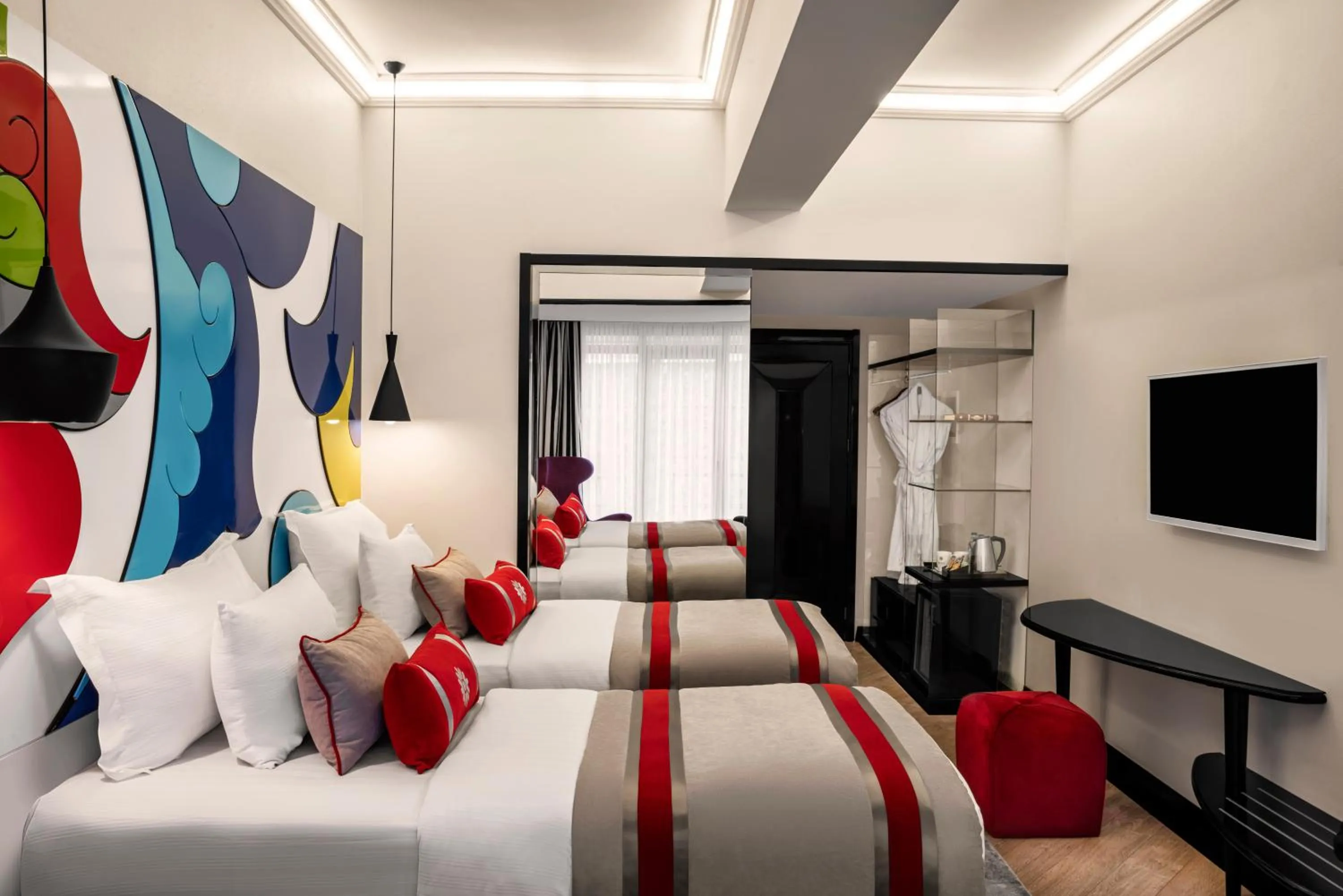 Photo of the whole room, Bed in Sura Hagia Sophia Hotel