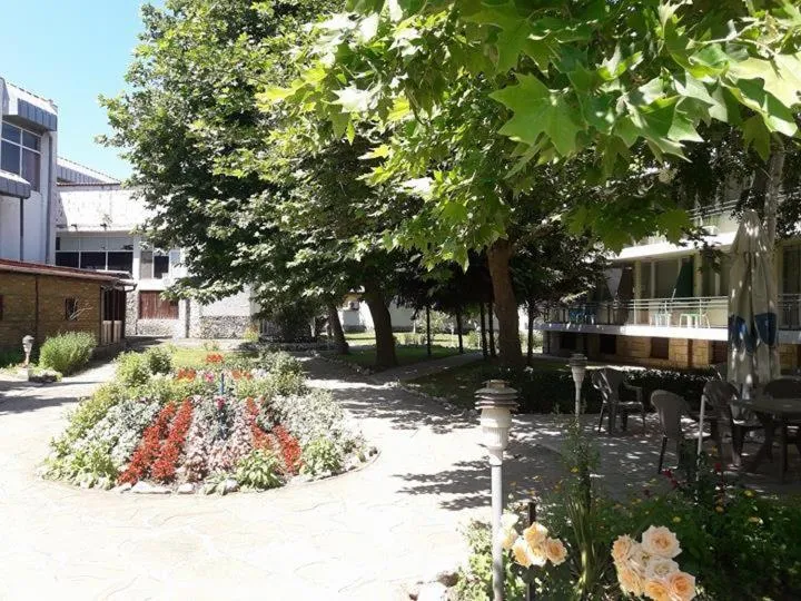 Garden in Festa-Kranevo
