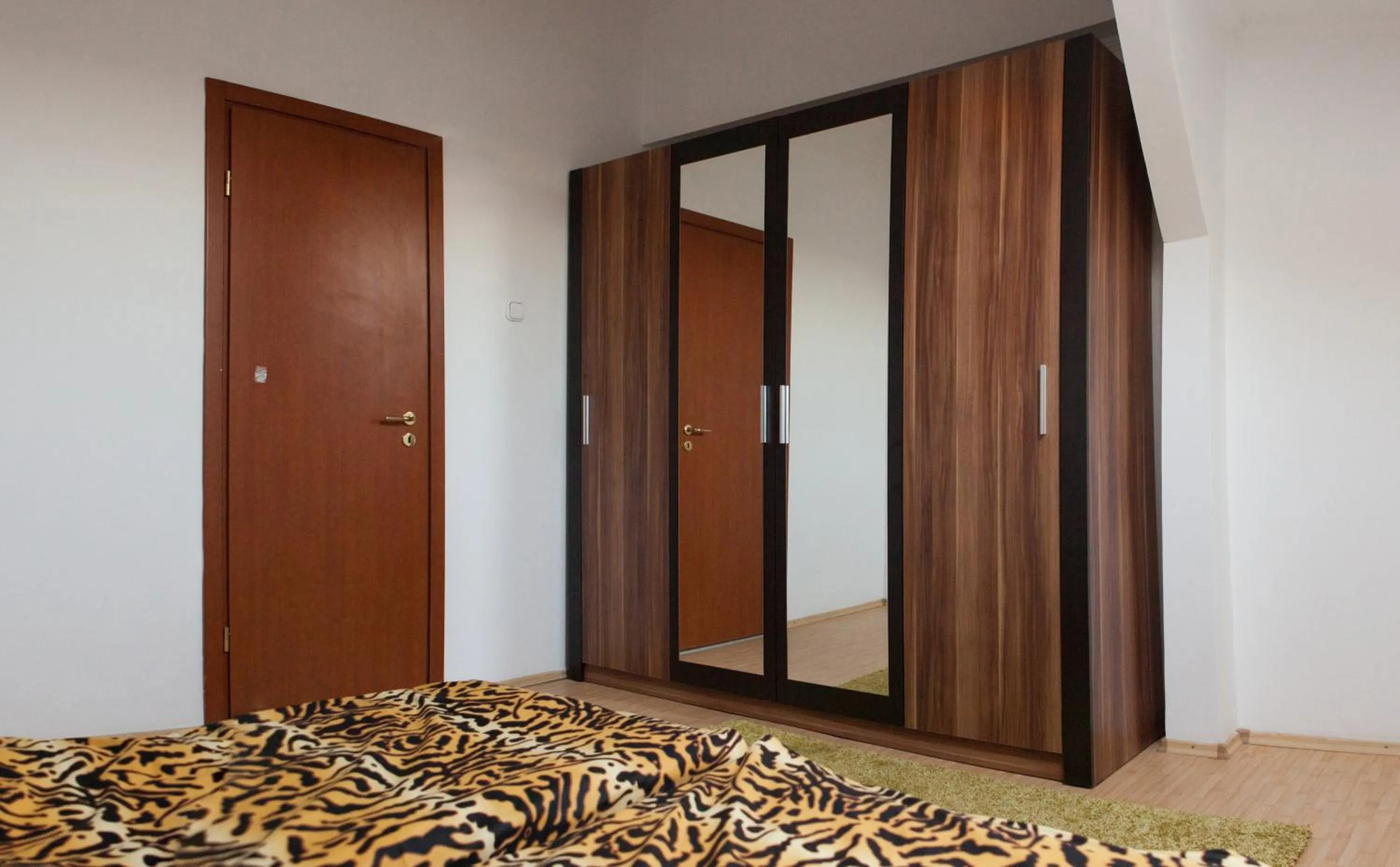 Decorative detail, Bed in Premier Apartment