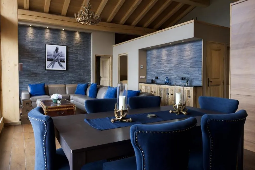 Black Diamond Sainte Foy Chalets