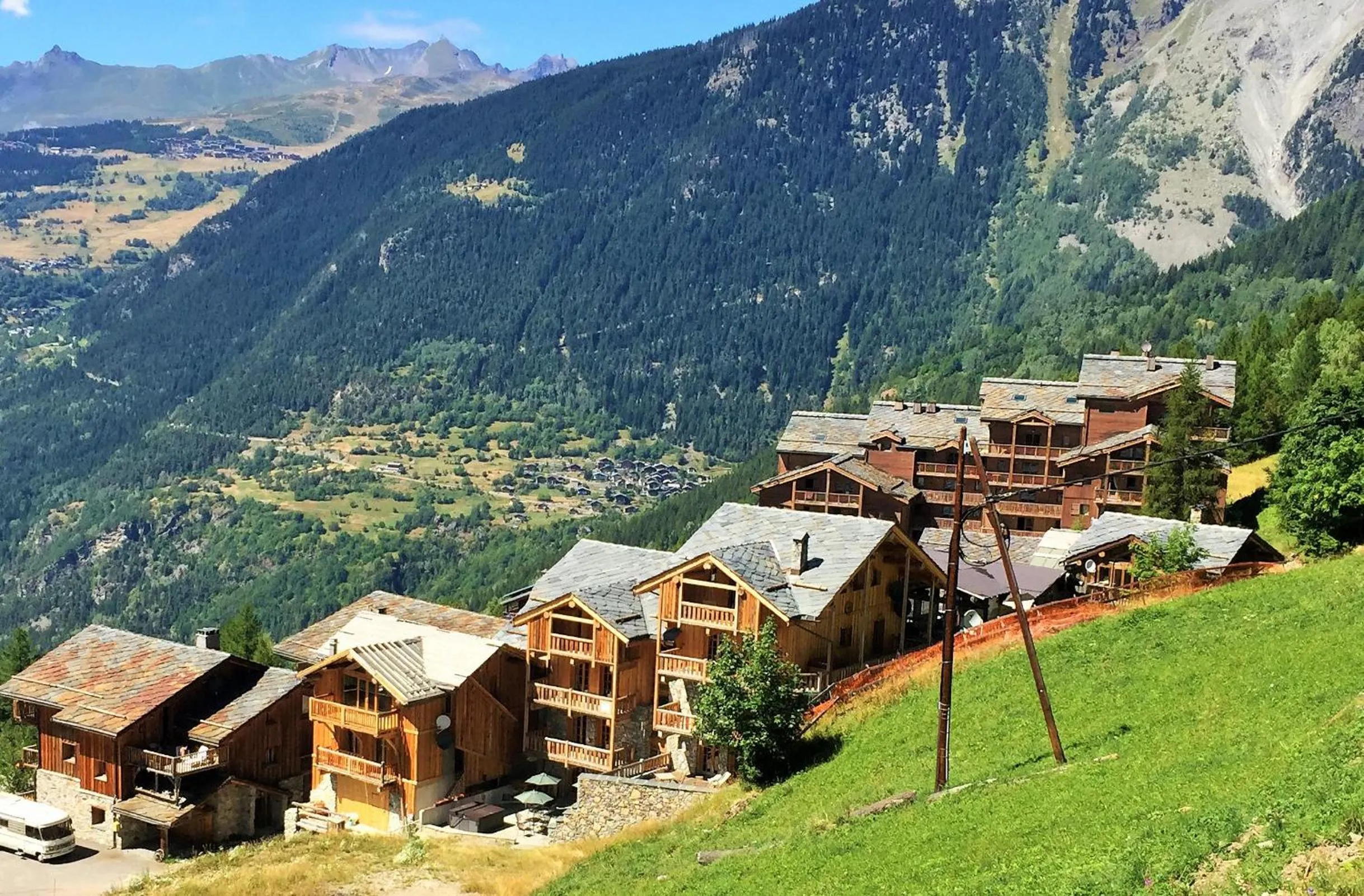 Black Diamond Sainte Foy Chalets