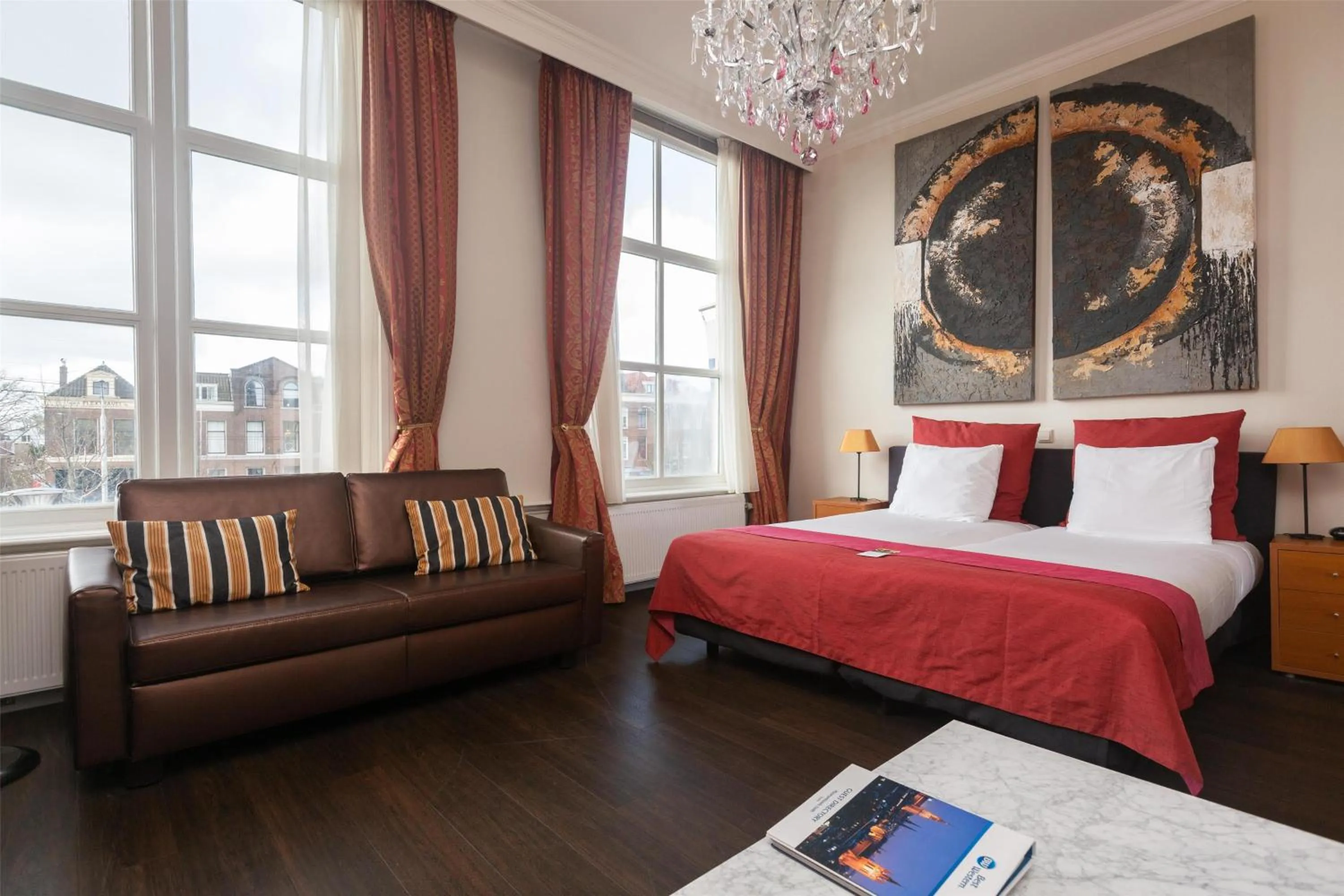 Bedroom, Bed in Grand Museum Hotel, BW Signature Collection