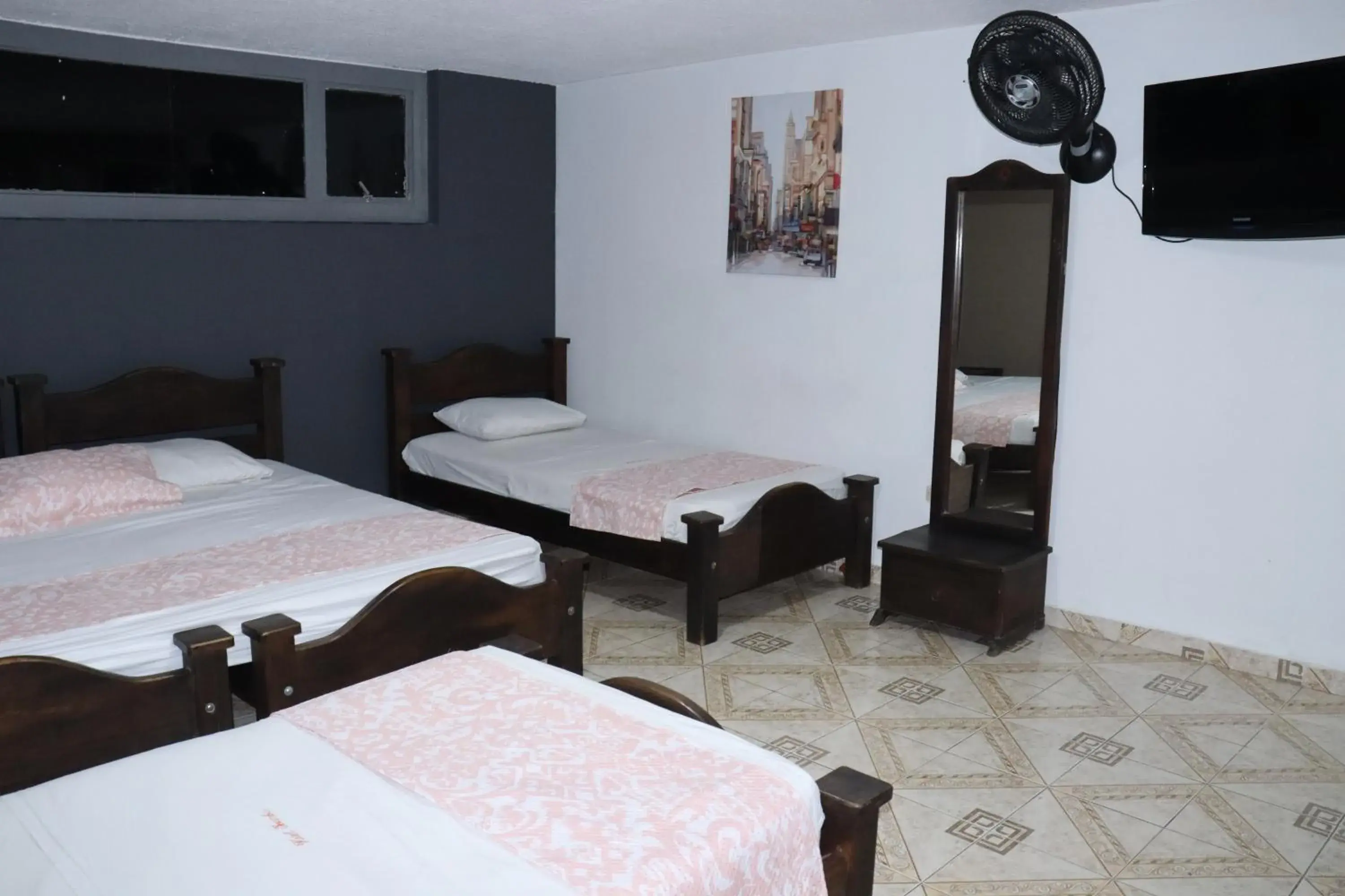 Economy Quadruple Room in Hotel Inambu Villavicencio Economy Quadruple Room in Hotel Inambu Villavicencio