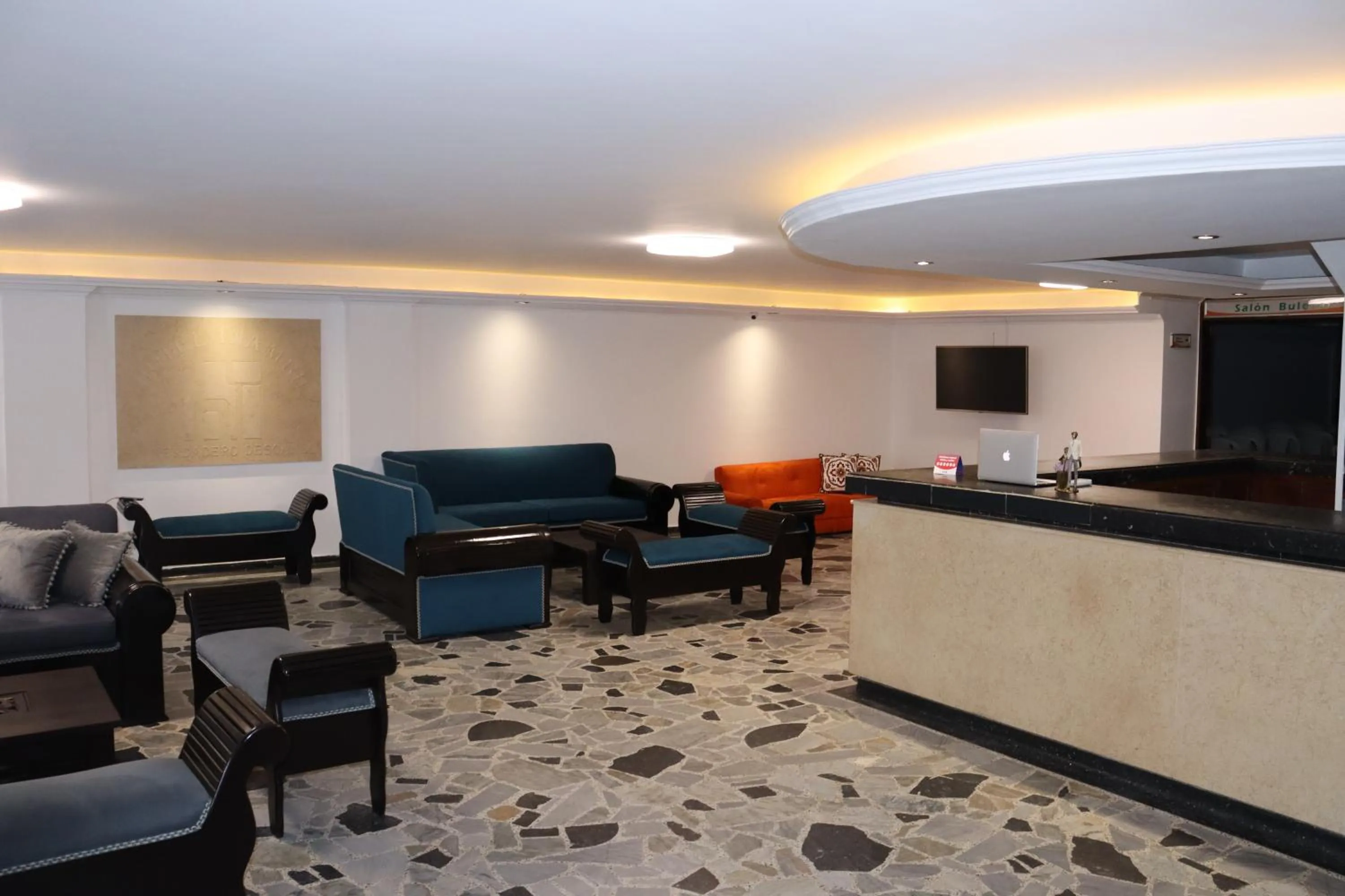 Lobby or reception in Hotel Inambu Villavicencio