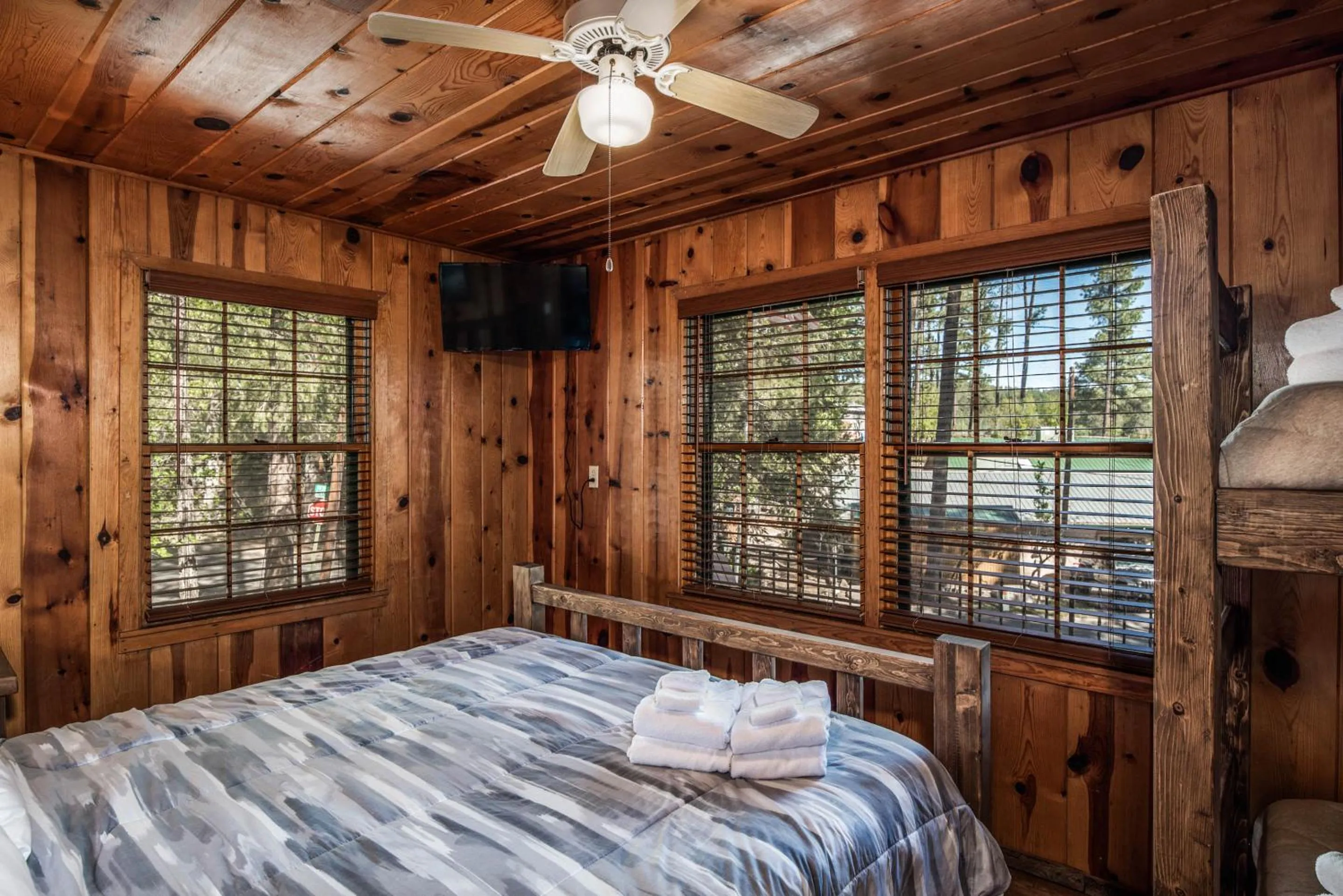 Property building, Bed in The Roost Downtown