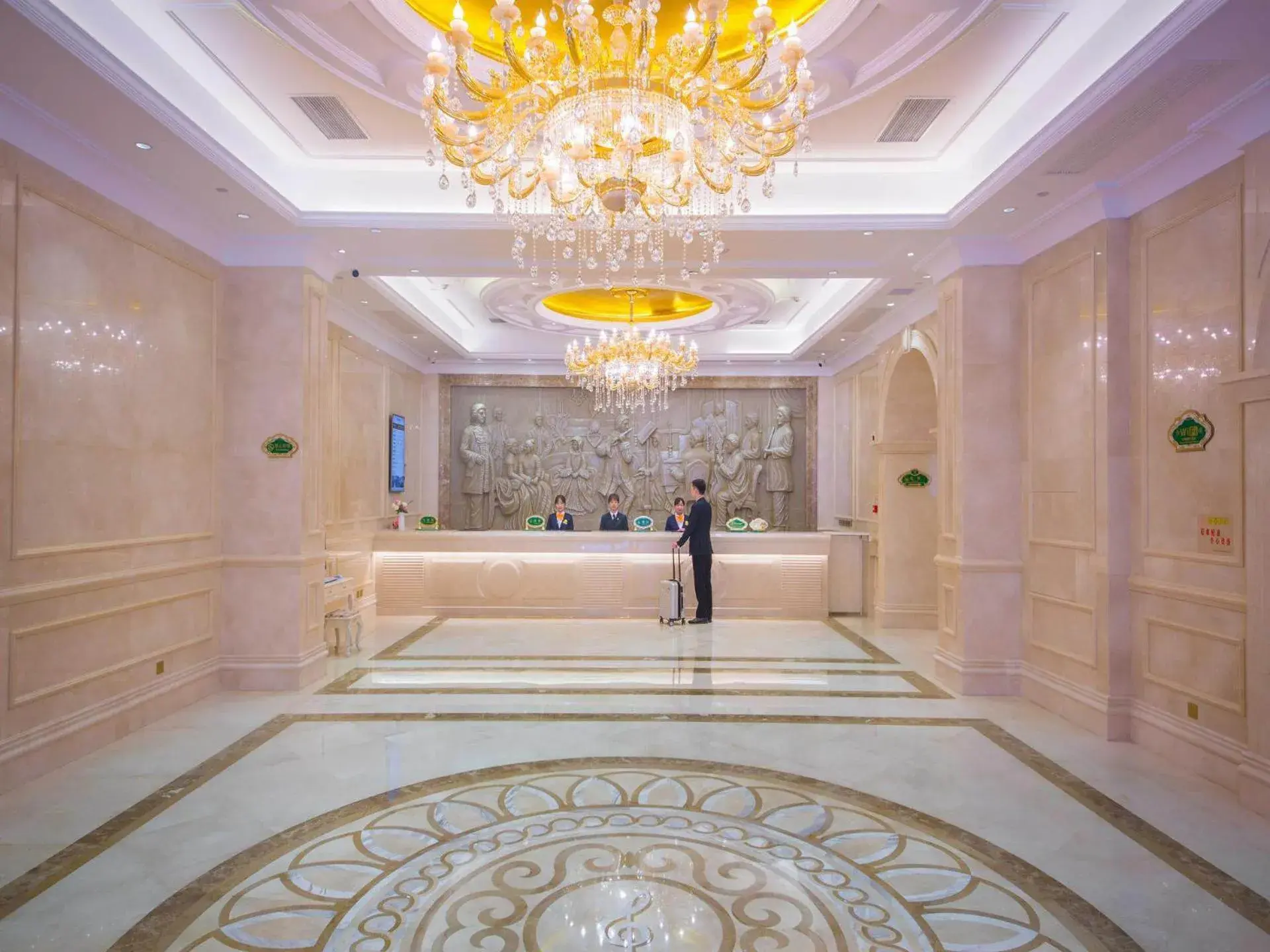 Vienna International Hotel Yichang Gezhouba Sanxia Culture Tiandi Vienna International Hotel Yichang Gezhouba Sanxia Culture Tiandi