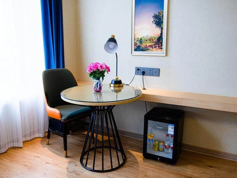 Vienna International Hotel Jiangsu Wuxi Jiangyin Sports Center