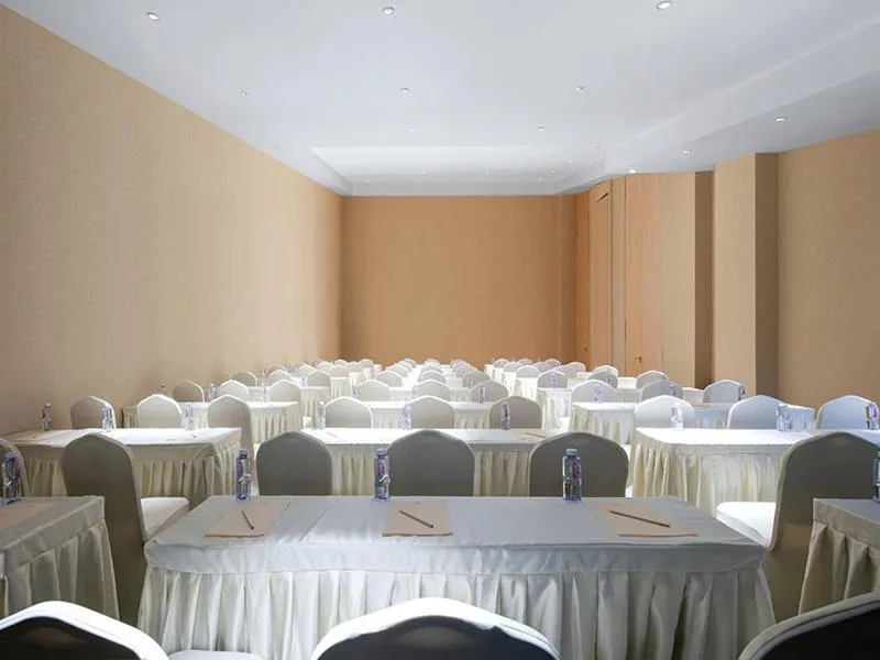 Vienna International Hotel Jiangsu Wuxi Jiangyin Sports Center