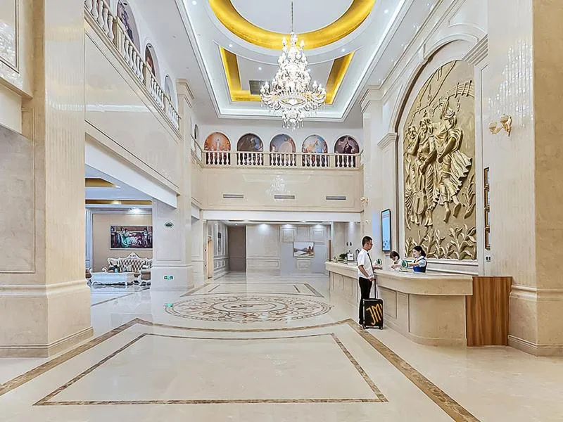 Vienna Hotel Danyang Glasses City High Speed Railway Station Dabo