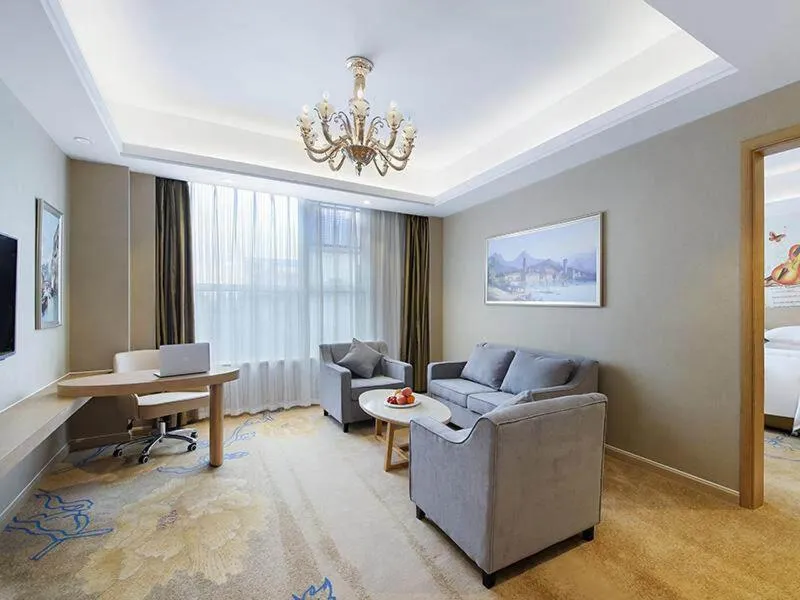 Vienna International Hotel Jurong Huayang