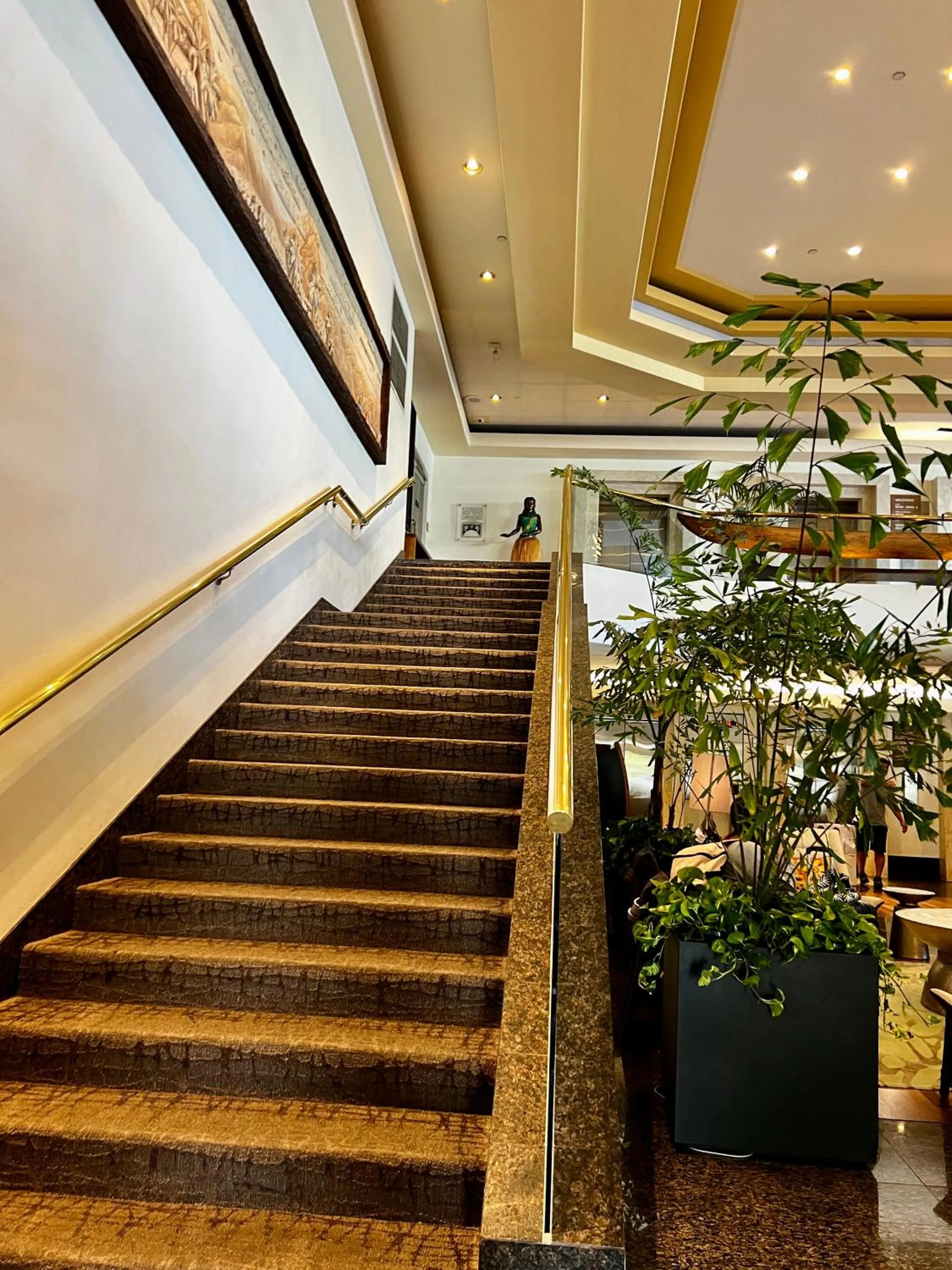 Lobby or reception in Luana Waikiki Park Views - no resort fees