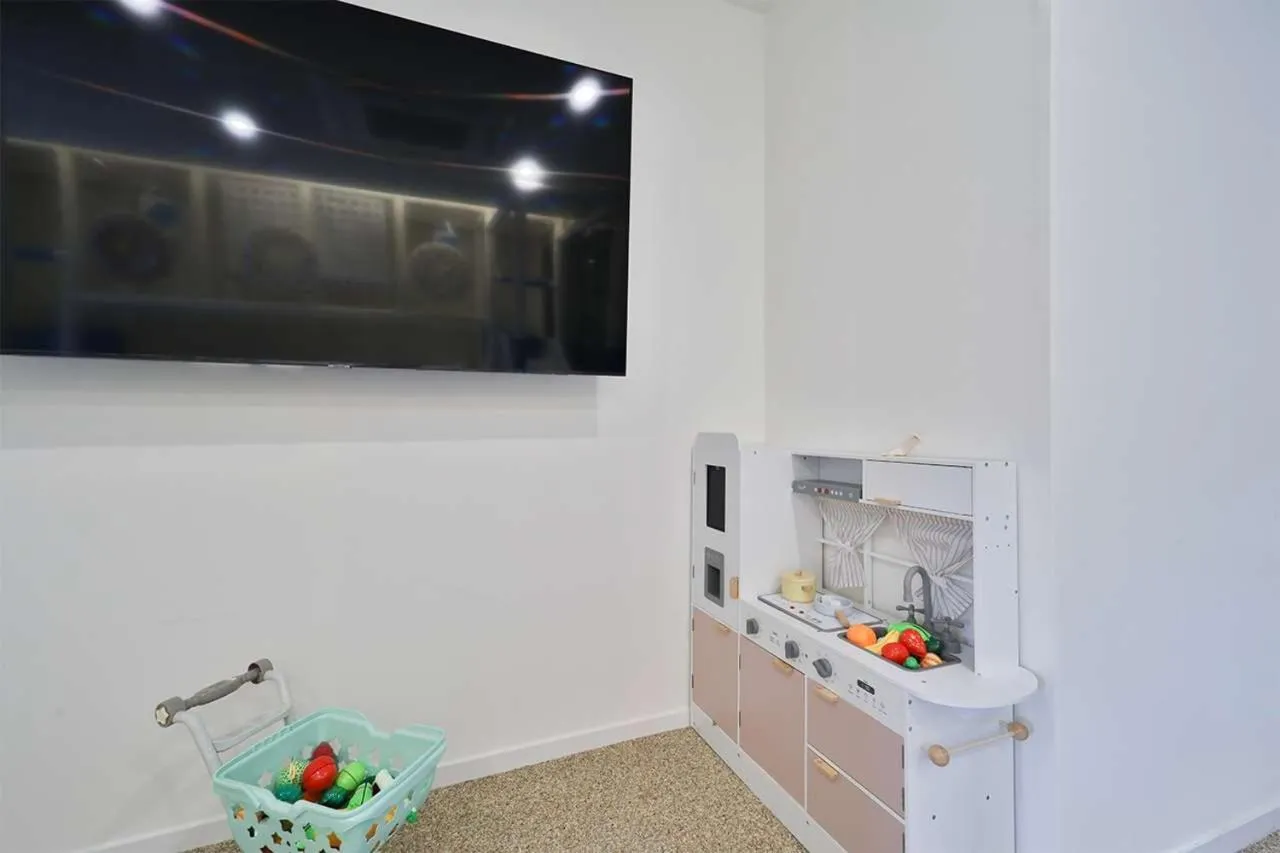 TV and multimedia in Doan Kids Hotel Yangsan