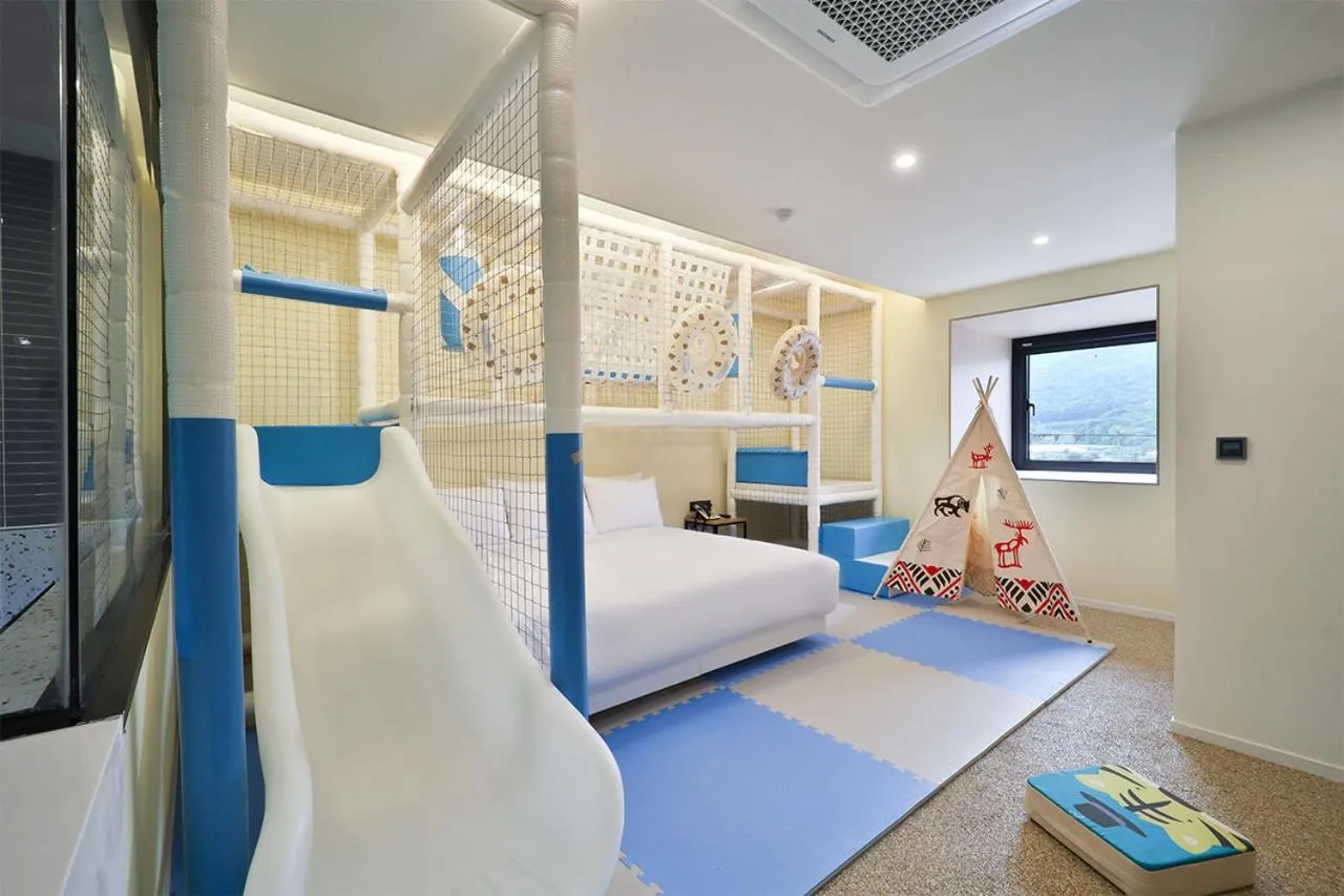 Bed in Doan Kids Hotel Yangsan
