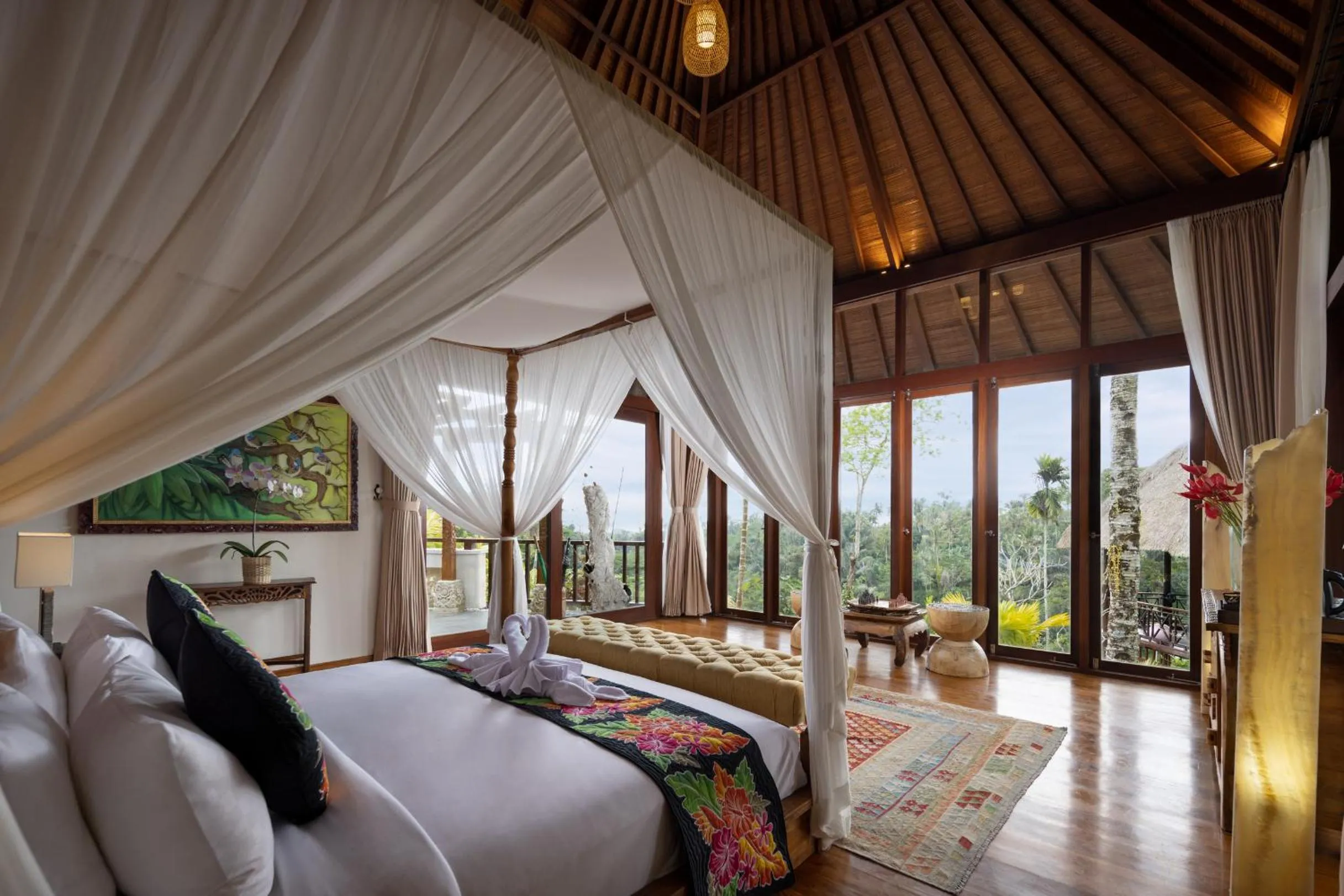 Bed in Villa Lembah Damai