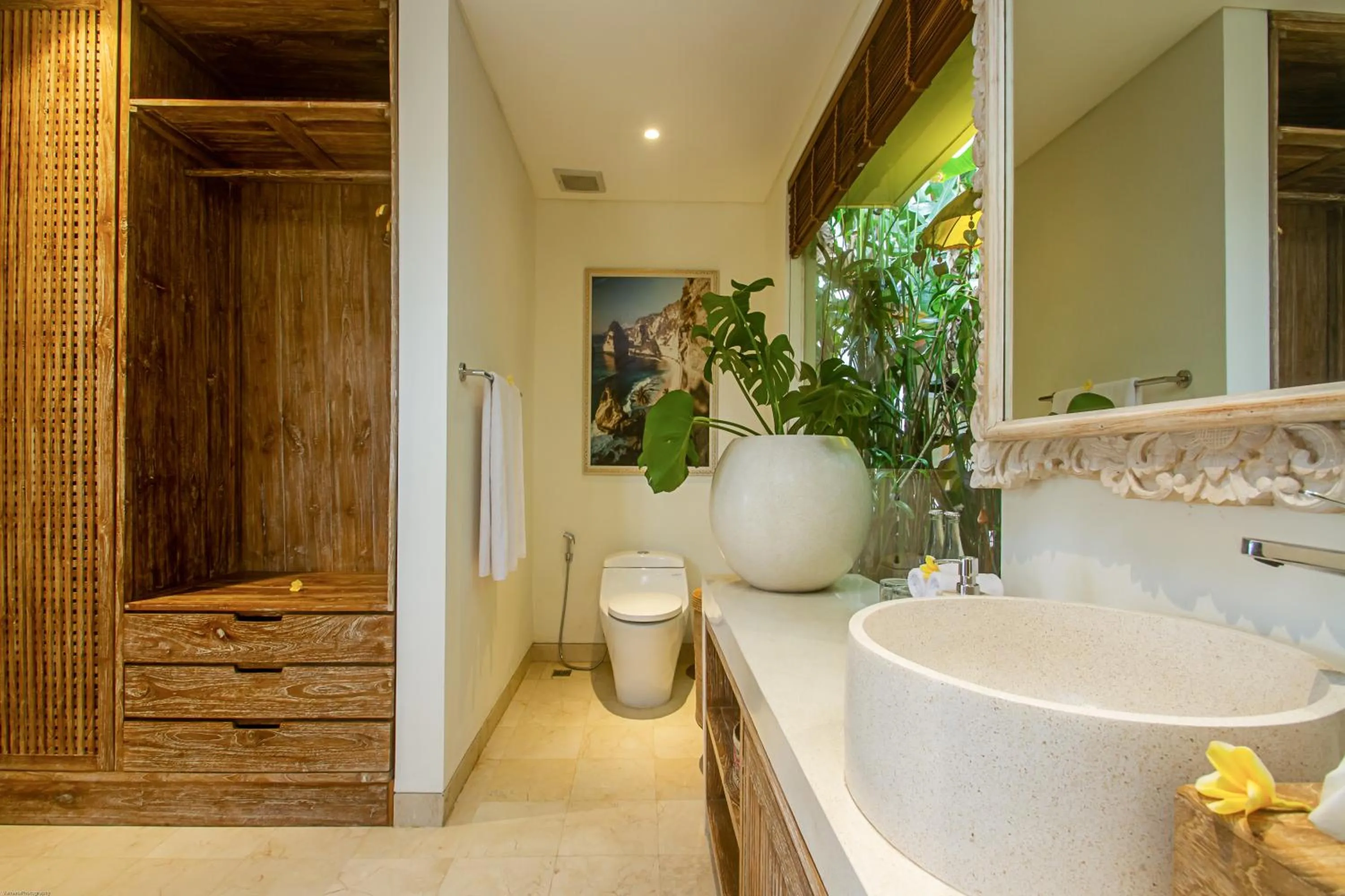 Toilet in Villa Lembah Damai