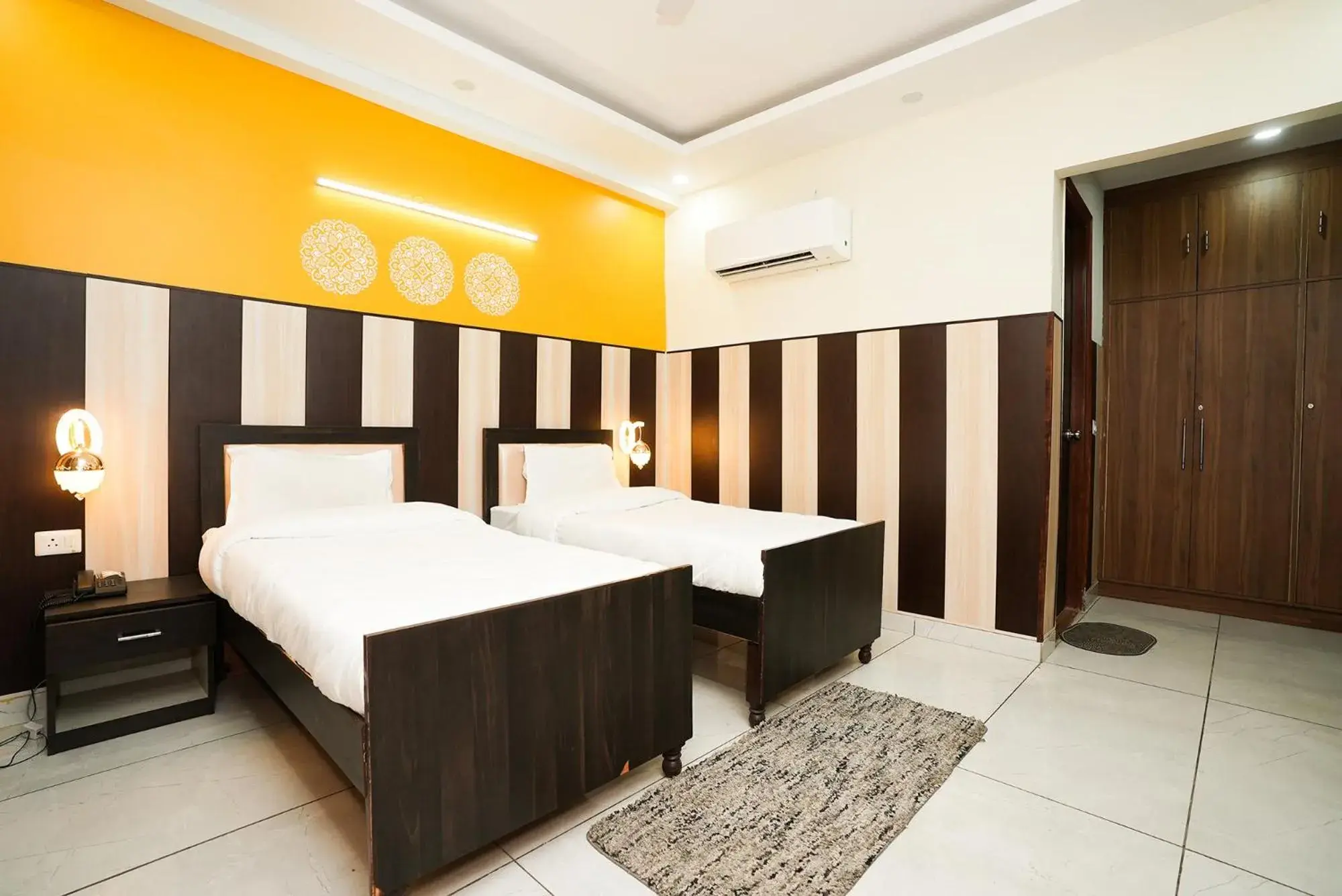 Bed in FabHotel Tanvi Premium Bed in FabHotel Tanvi Premium