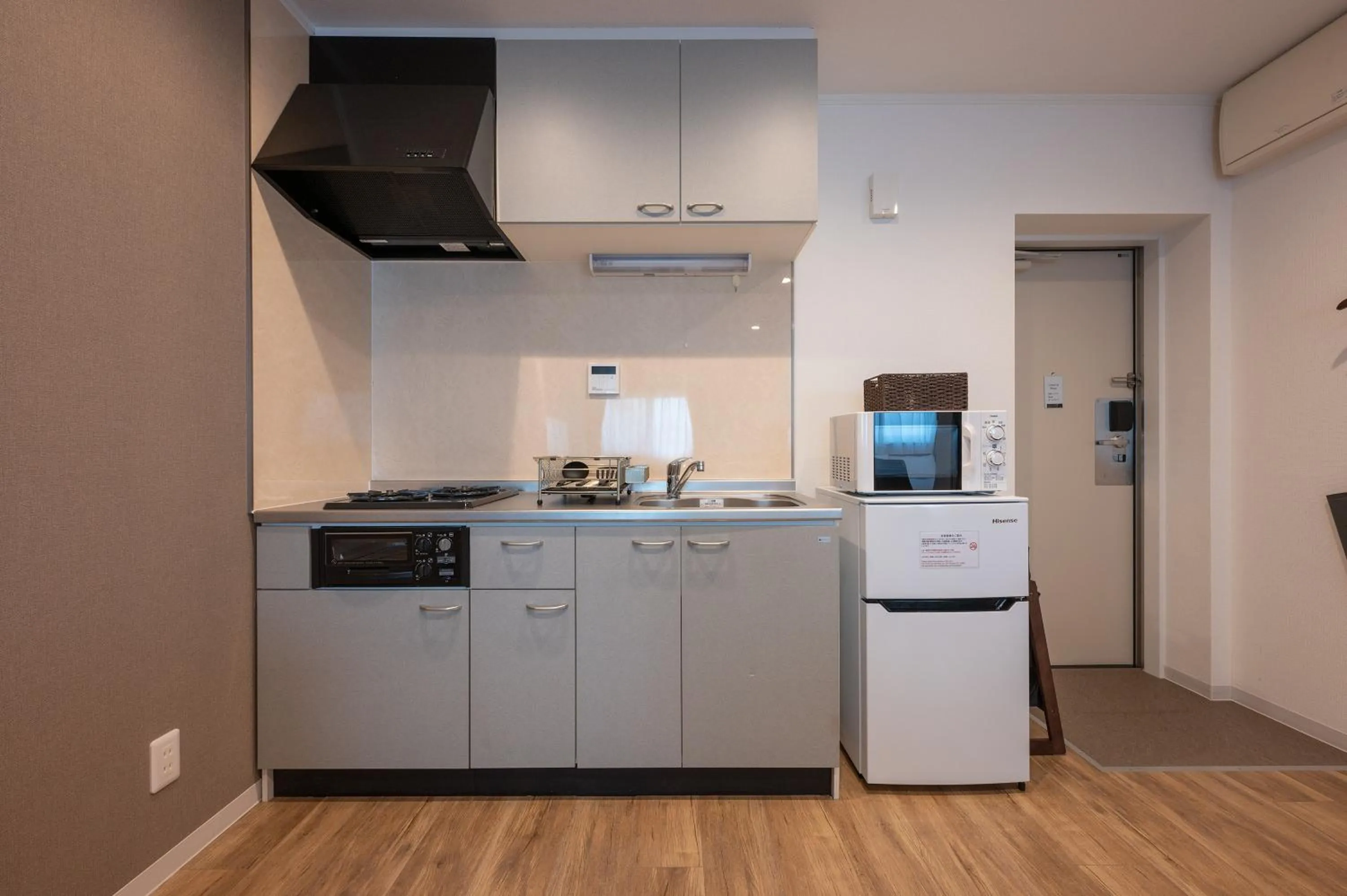 Kitchen or kitchenette in HOTEL R9 The Yard Midori