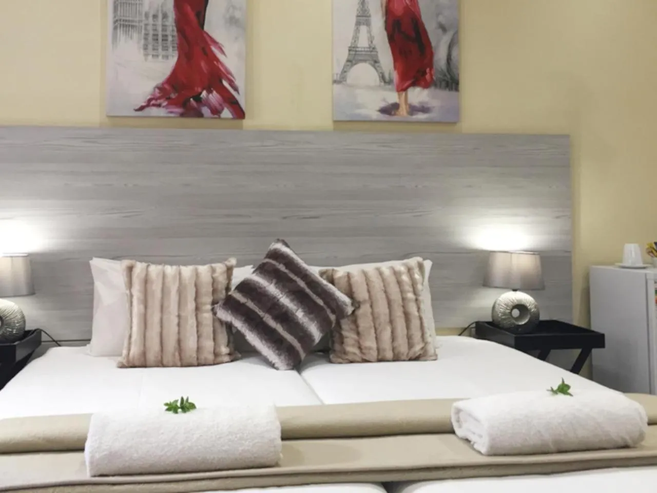 Bed in Pofadder Hotel by Country Hotels