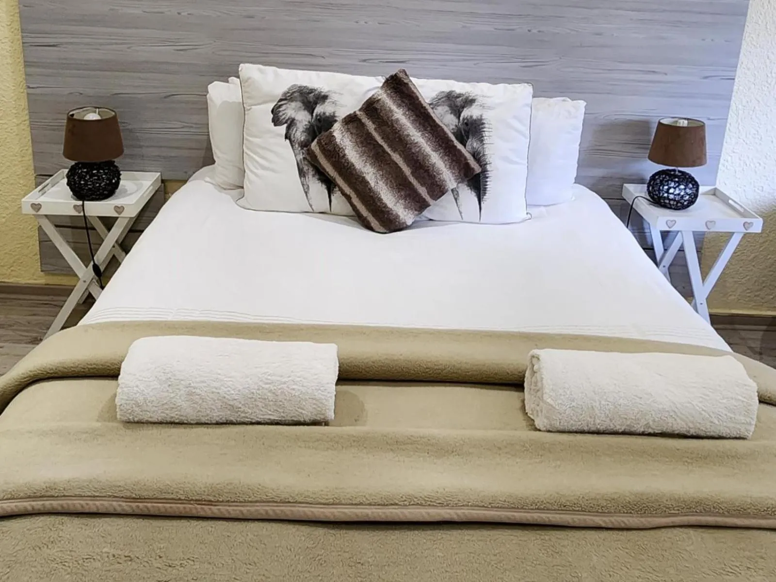 Bed in Pofadder Hotel by Country Hotels