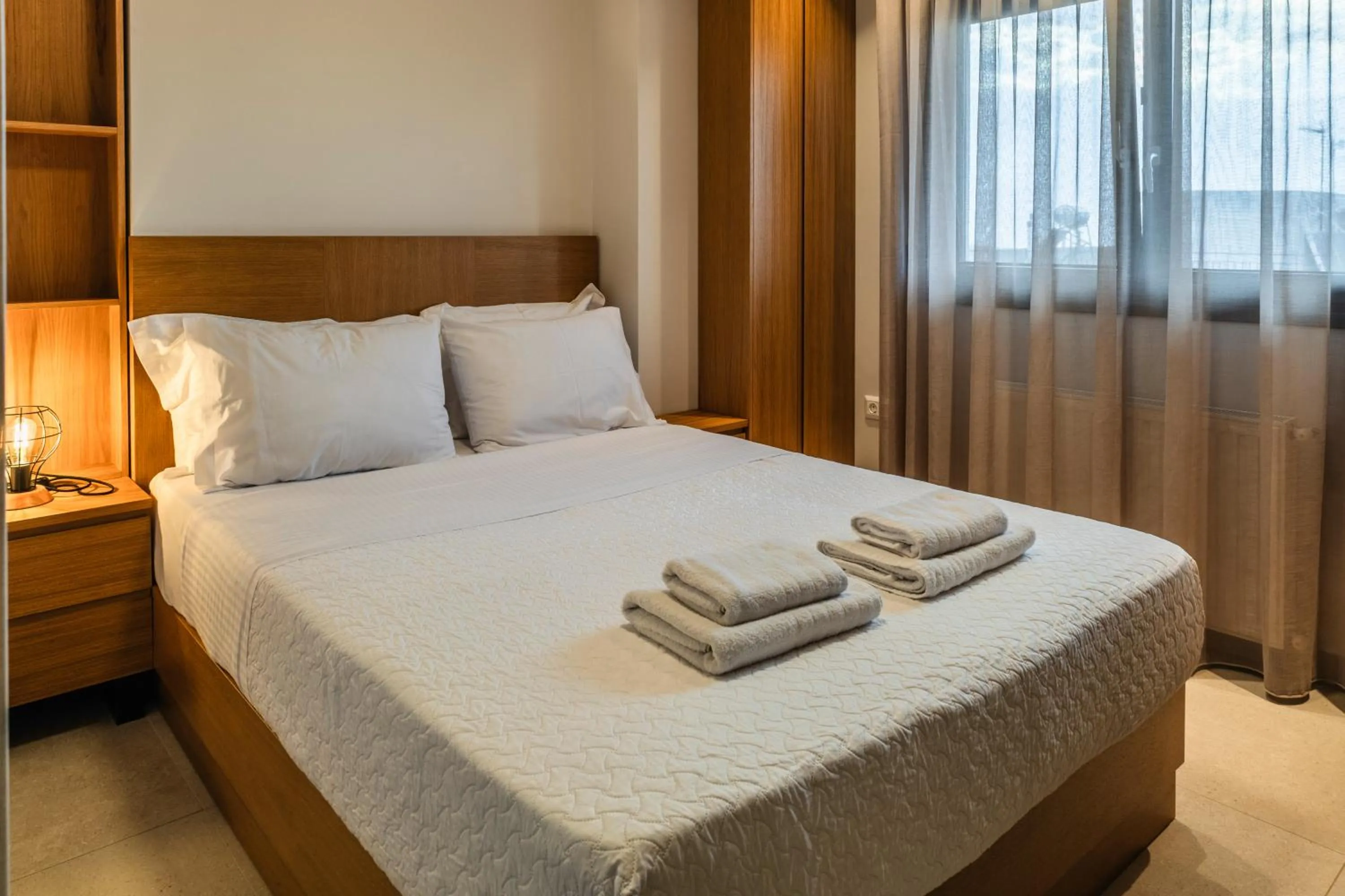 Bedroom, Bed in Toumba apartments