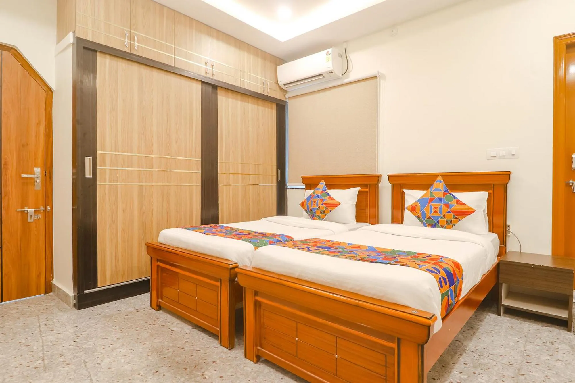Bed in Via RS Living - Nr TCS Deccan Park, Hitech City