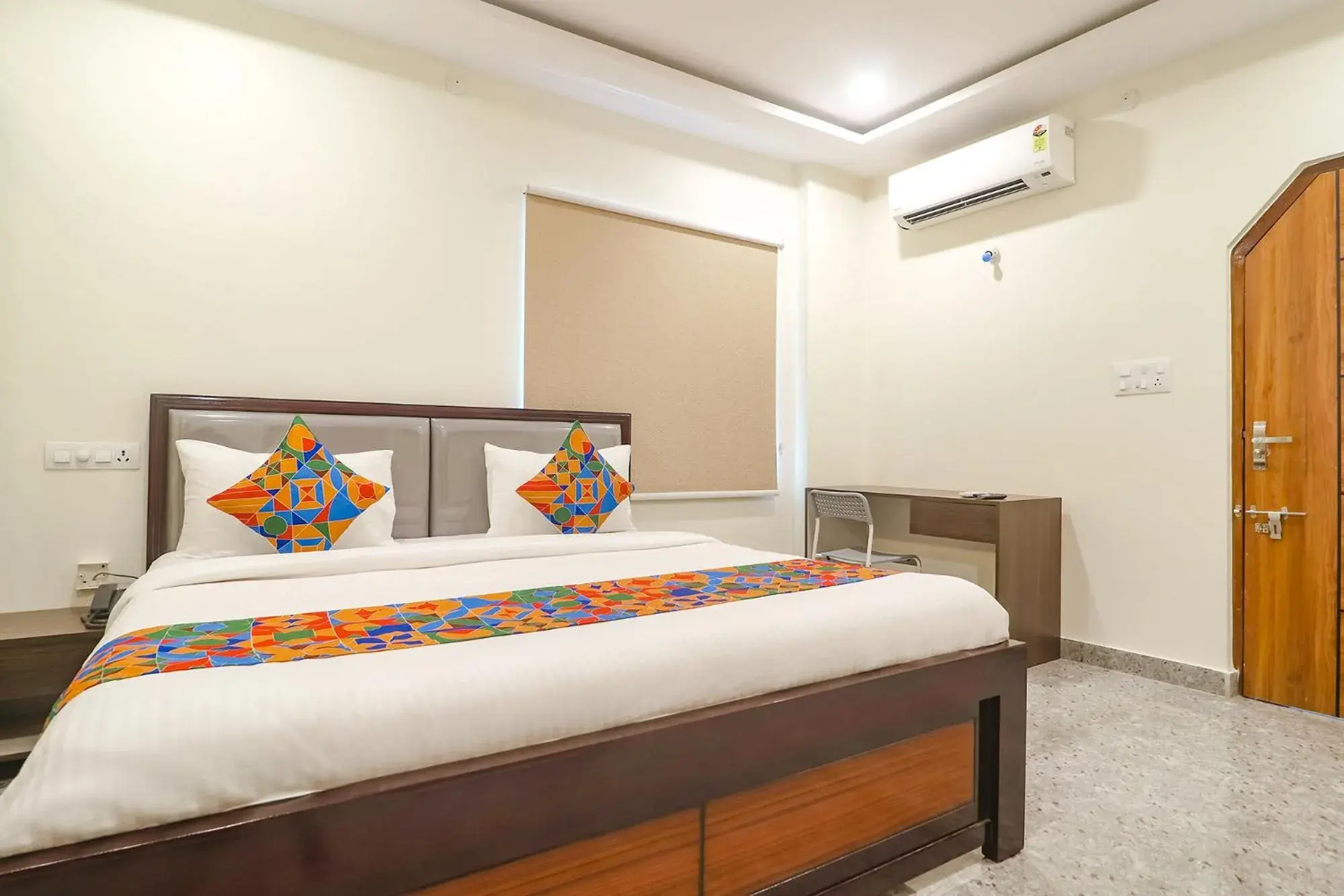 Bed in Via RS Living - Nr TCS Deccan Park, Hitech City Bed in Via RS Living - Nr TCS Deccan Park, Hitech City