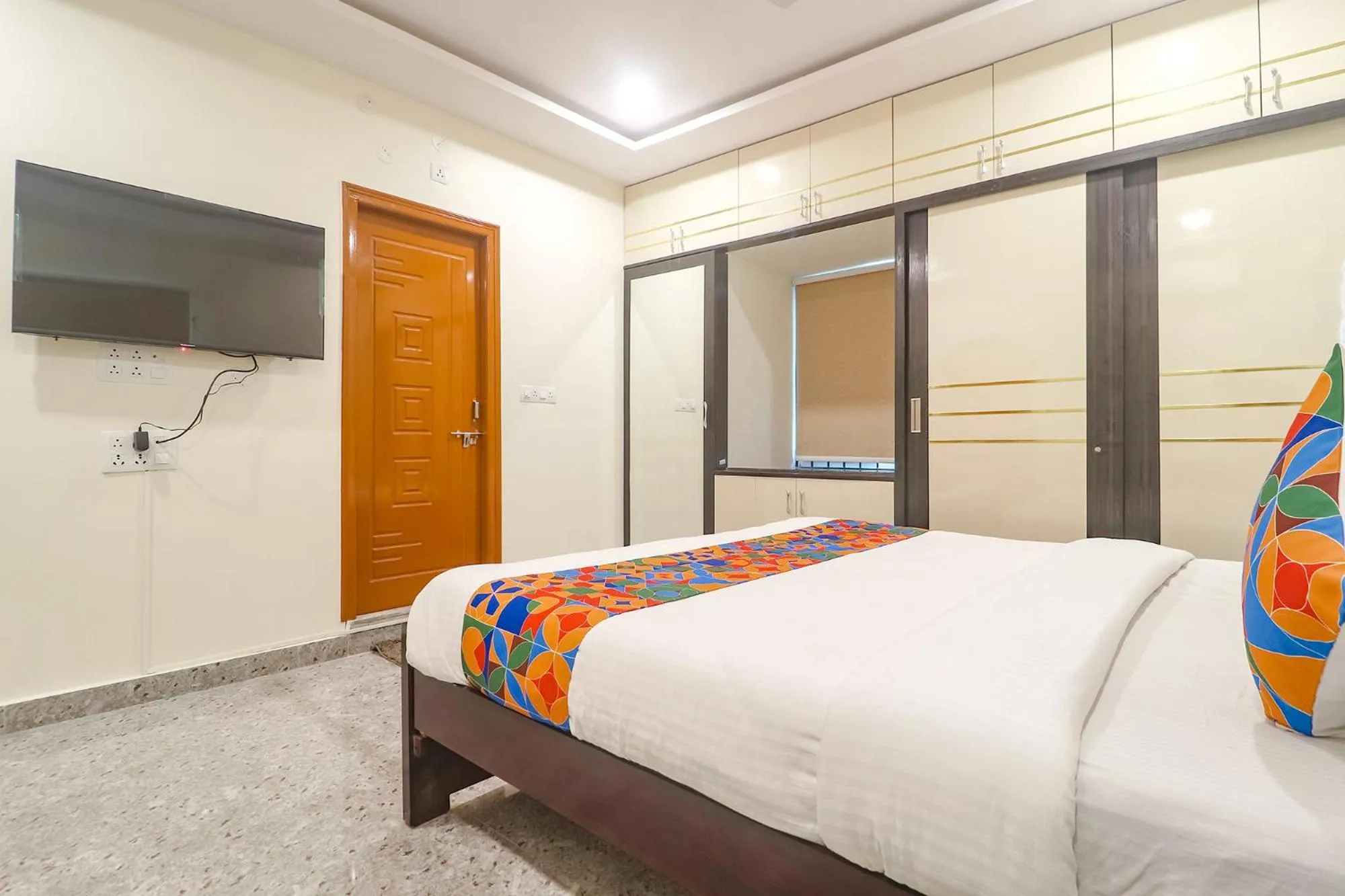 Bed in Via RS Living - Nr TCS Deccan Park, Hitech City