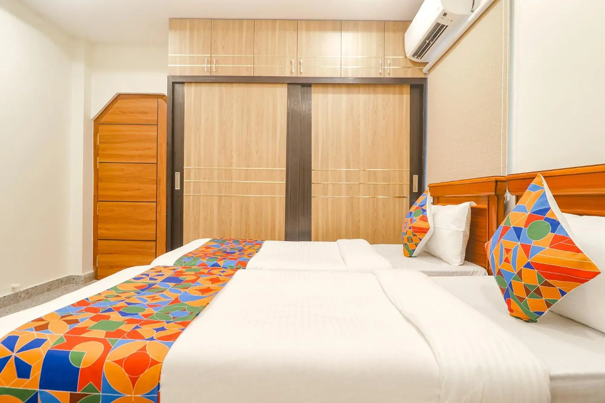 Bed in Via RS Living - Nr TCS Deccan Park, Hitech City Bed in Via RS Living - Nr TCS Deccan Park, Hitech City