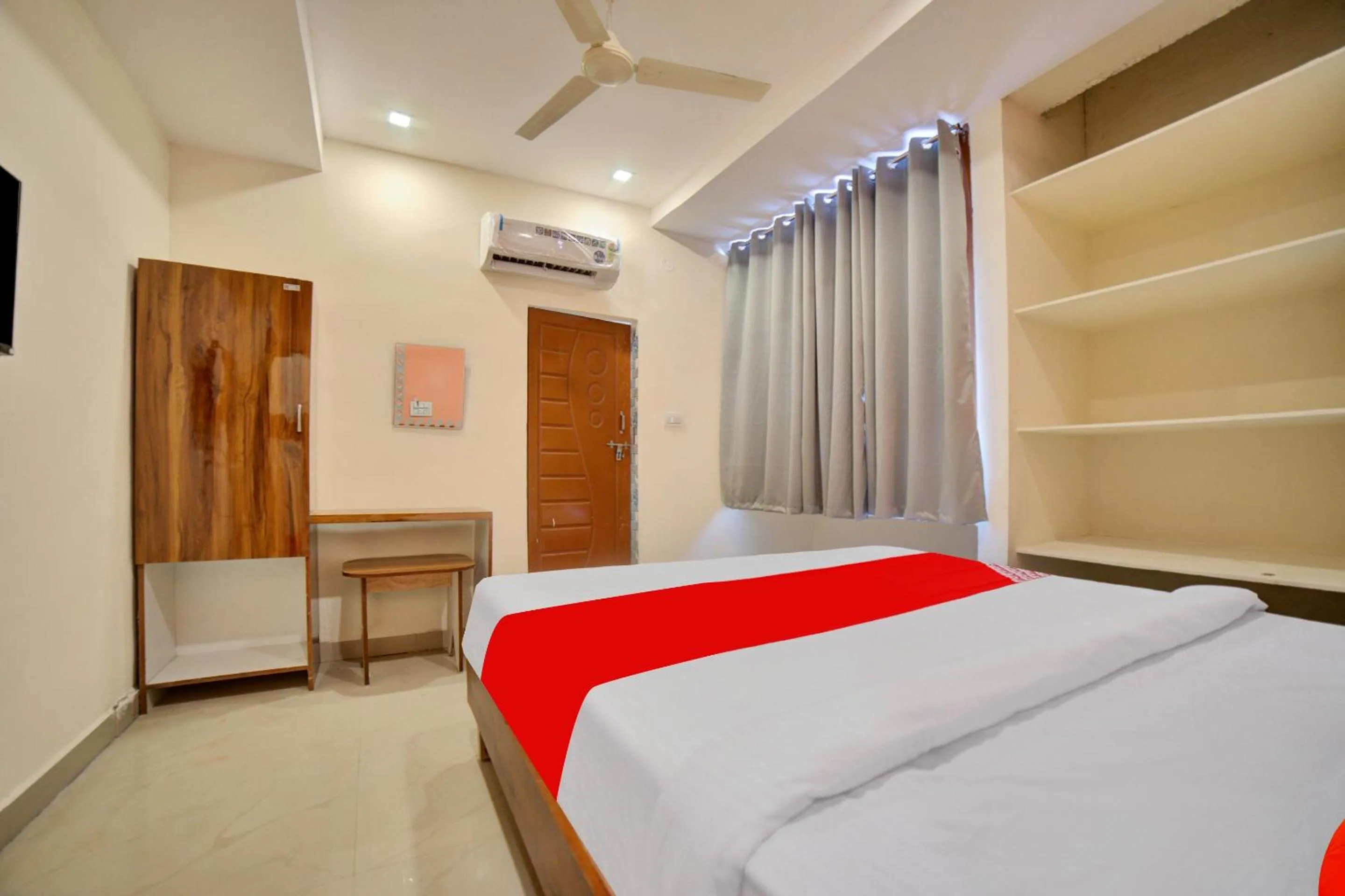 Bedroom, Bed in Hotel O Ragas