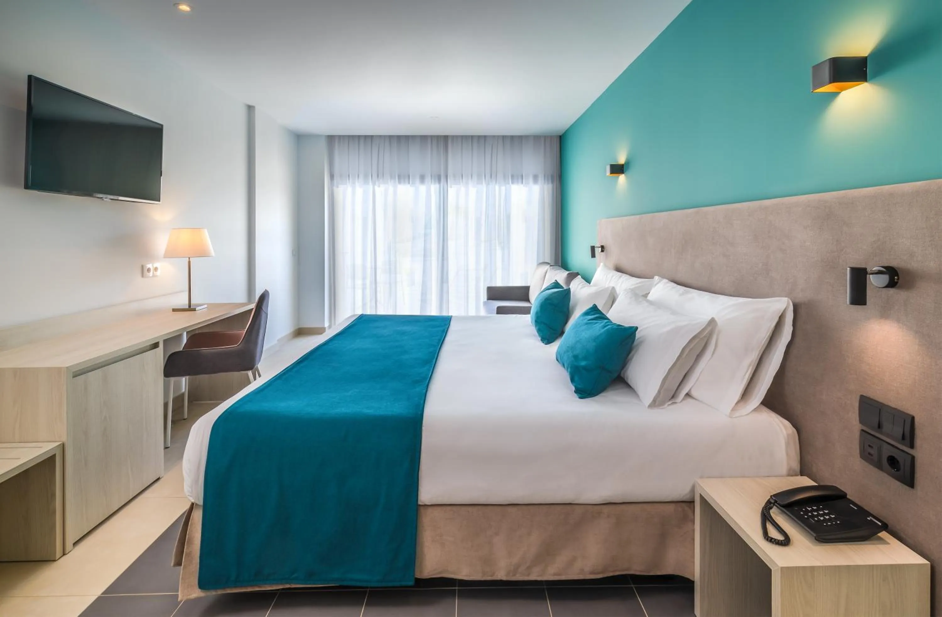 TV and multimedia, Bed in Occidental Mar Menor