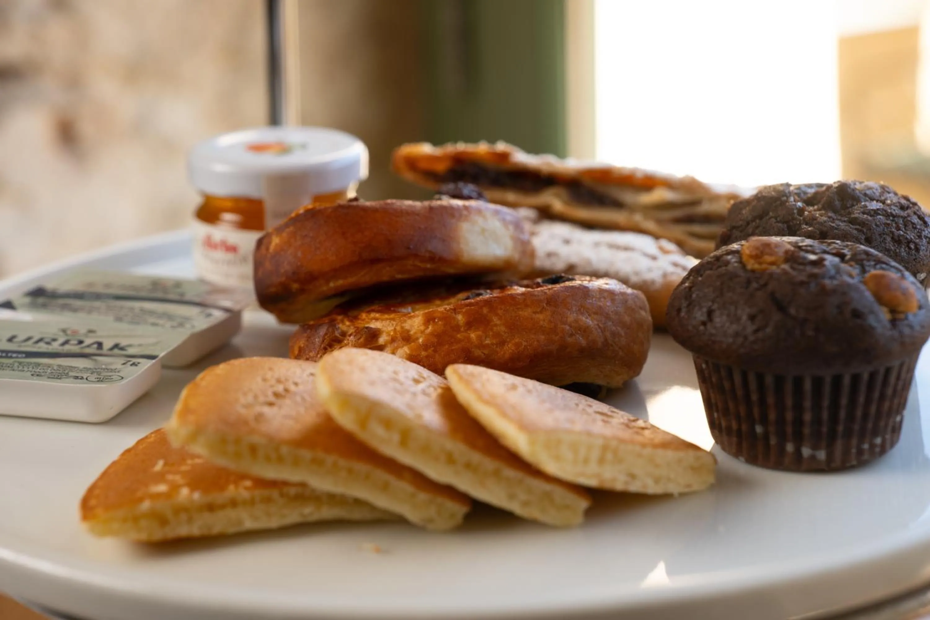 Breakfast in DOMS Boutique Living