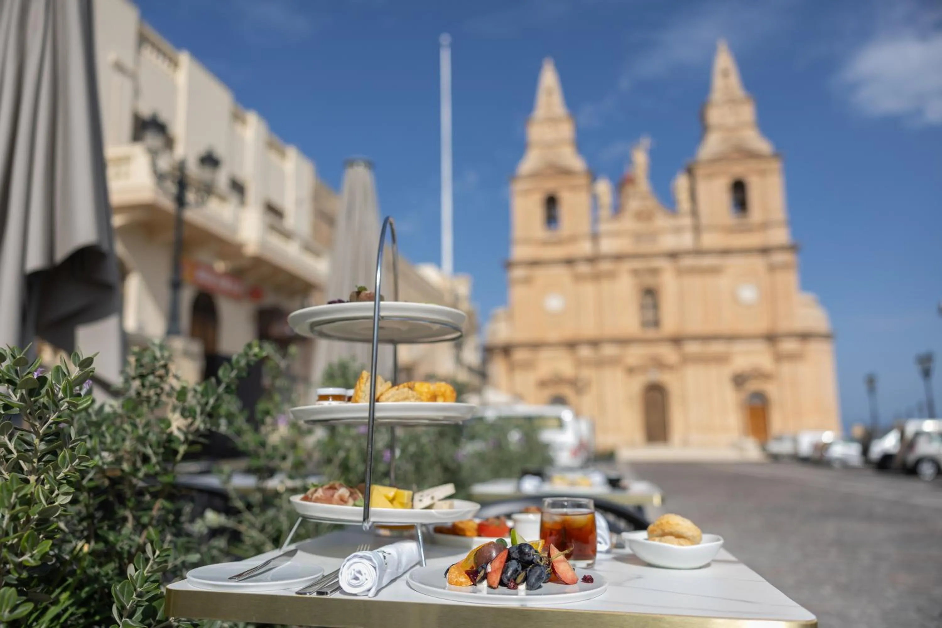 Breakfast in DOMS Boutique Living