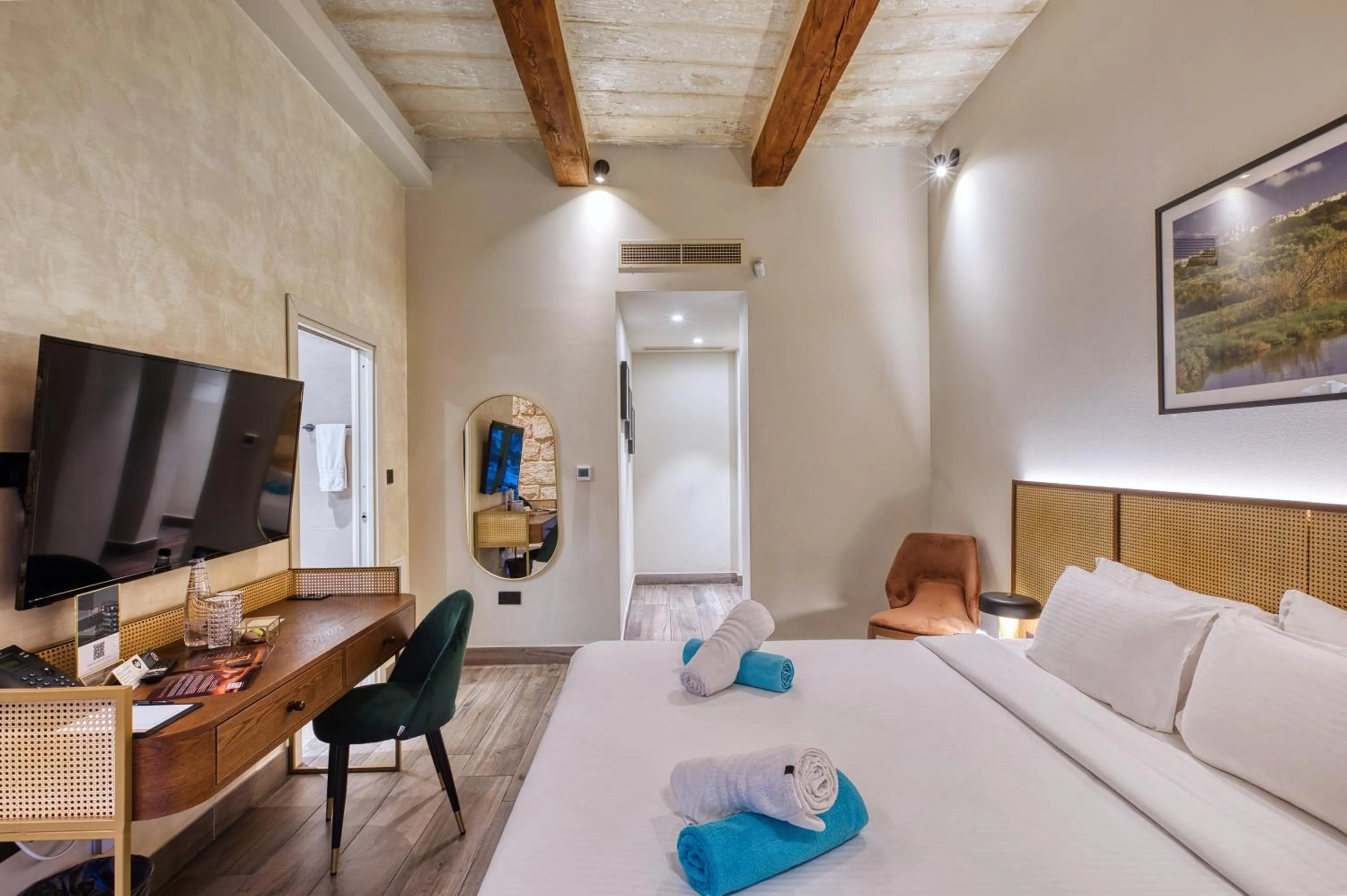 Photo of the whole room, Bed in DOMS Boutique Living