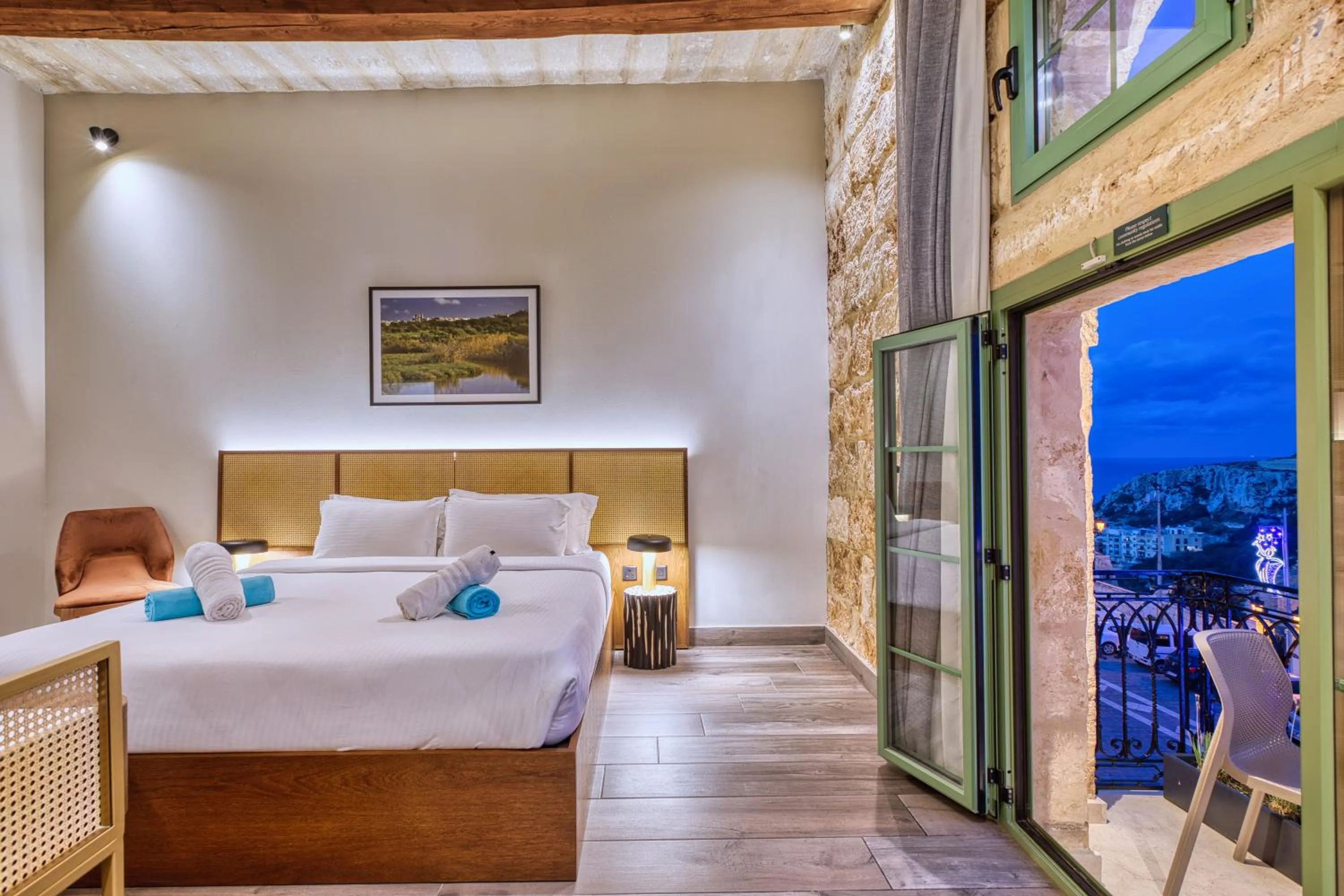 Photo of the whole room, Bed in DOMS Boutique Living