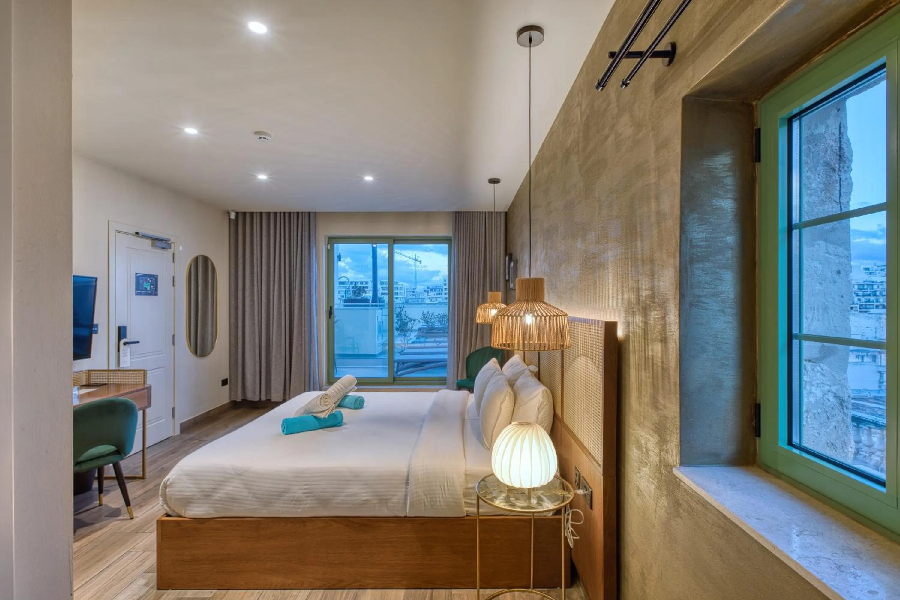 Photo of the whole room, Bed in DOMS Boutique Living