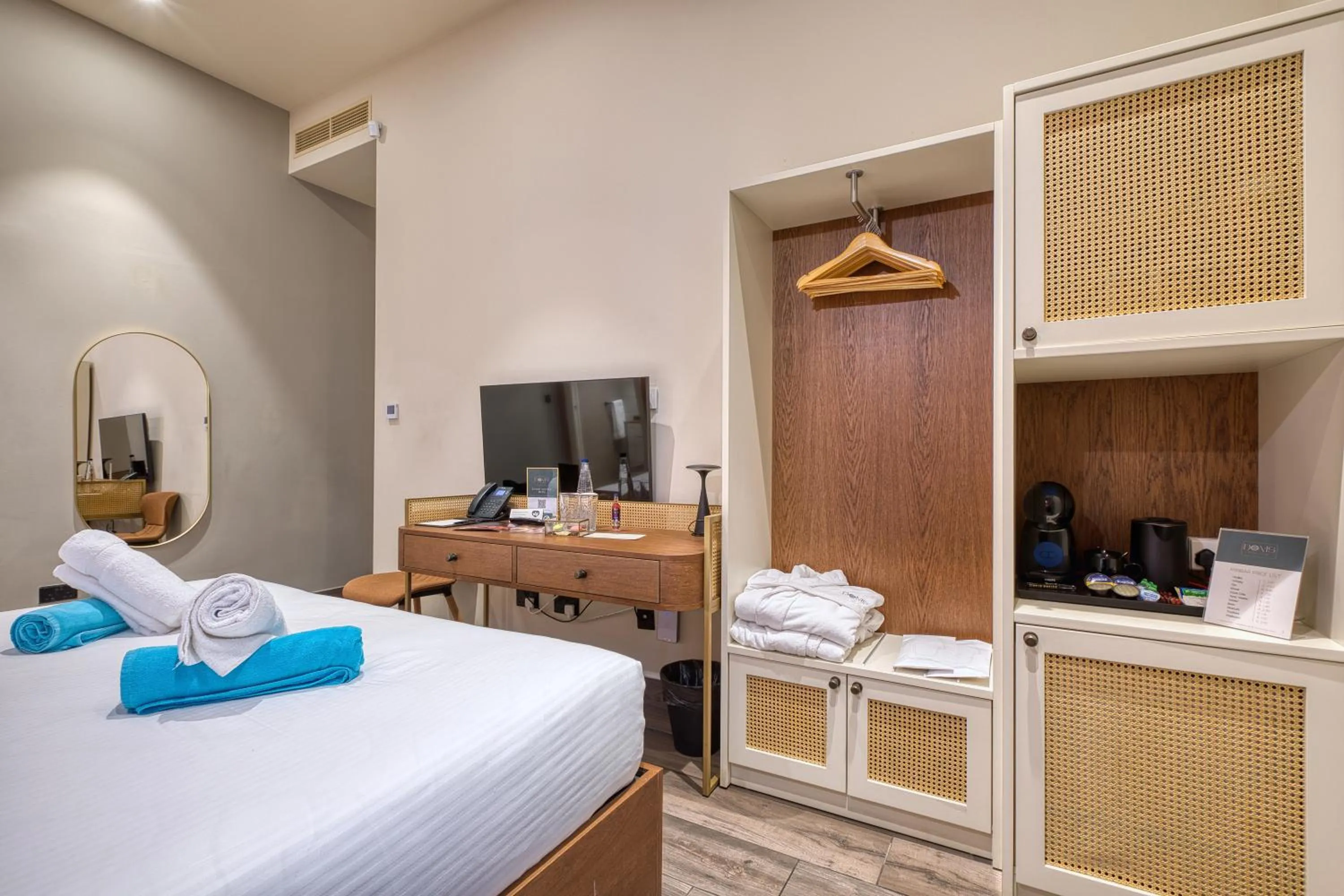 Photo of the whole room, Bed in DOMS Boutique Living