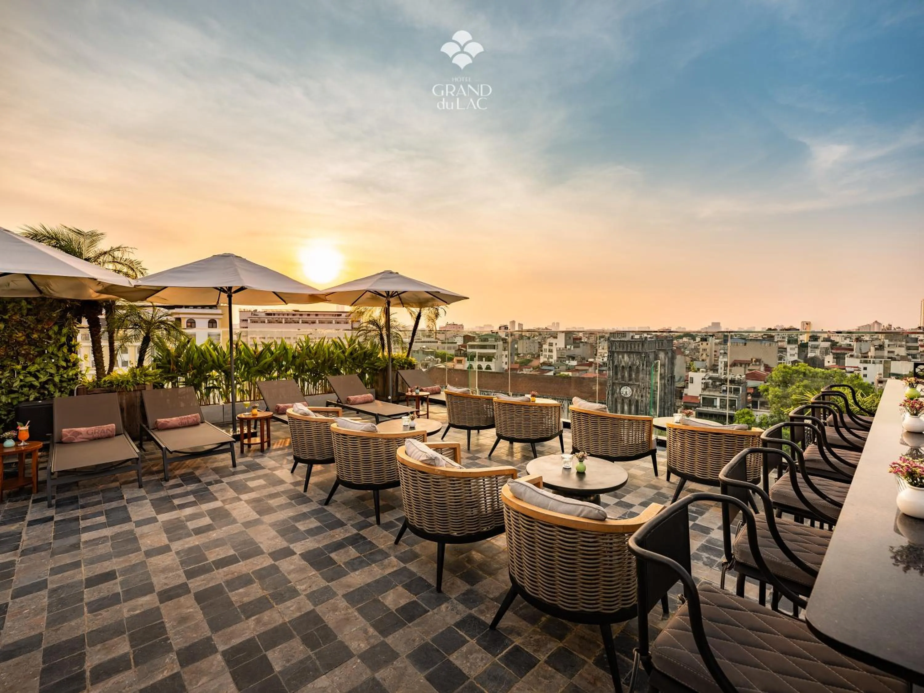 sunbed in GRAND HOTEL du LAC Hanoi
