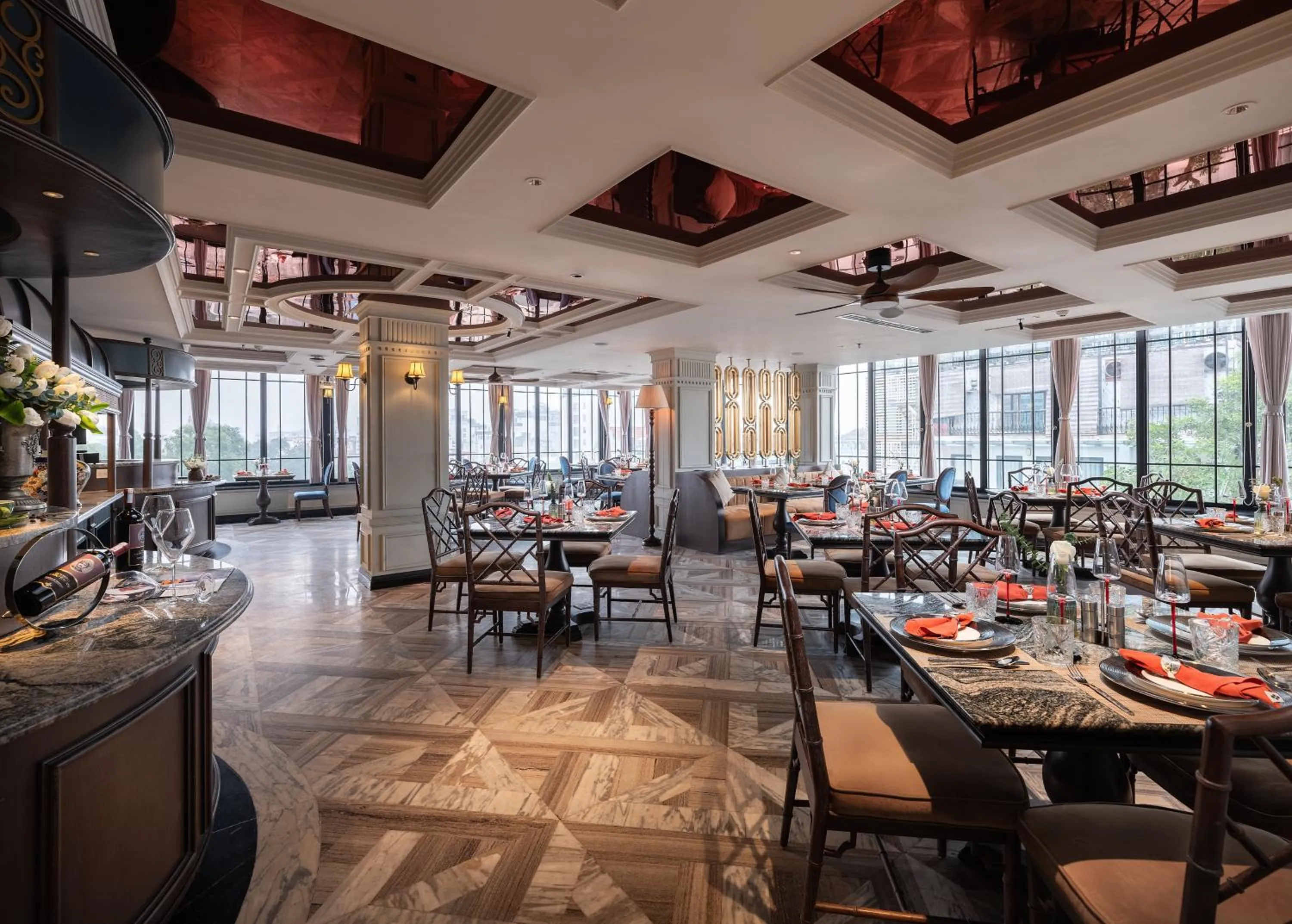 Restaurant/places to eat in GRAND HOTEL du LAC Hanoi