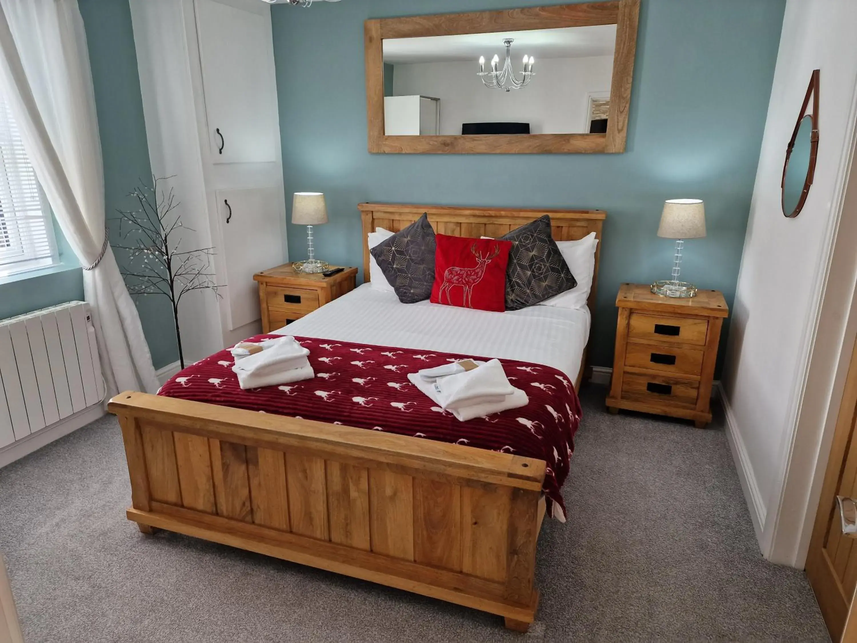 Cottage - Sleeps 3 hot tub & pet friendly Cottage - Sleeps 3 hot tub & pet friendly