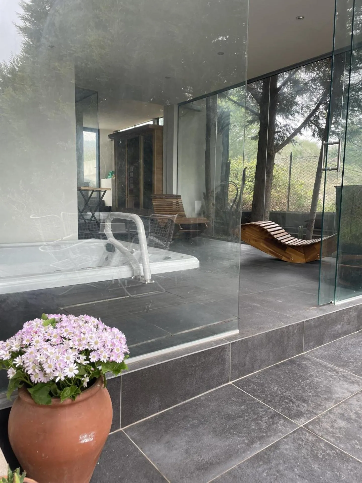 Hot Tub in Etna Petit Relais