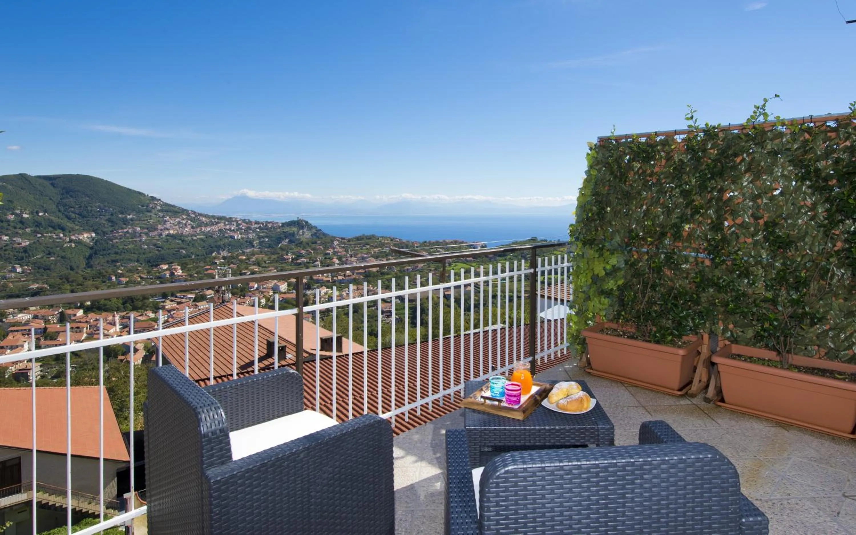 Decorative detail in Valle degli Dei