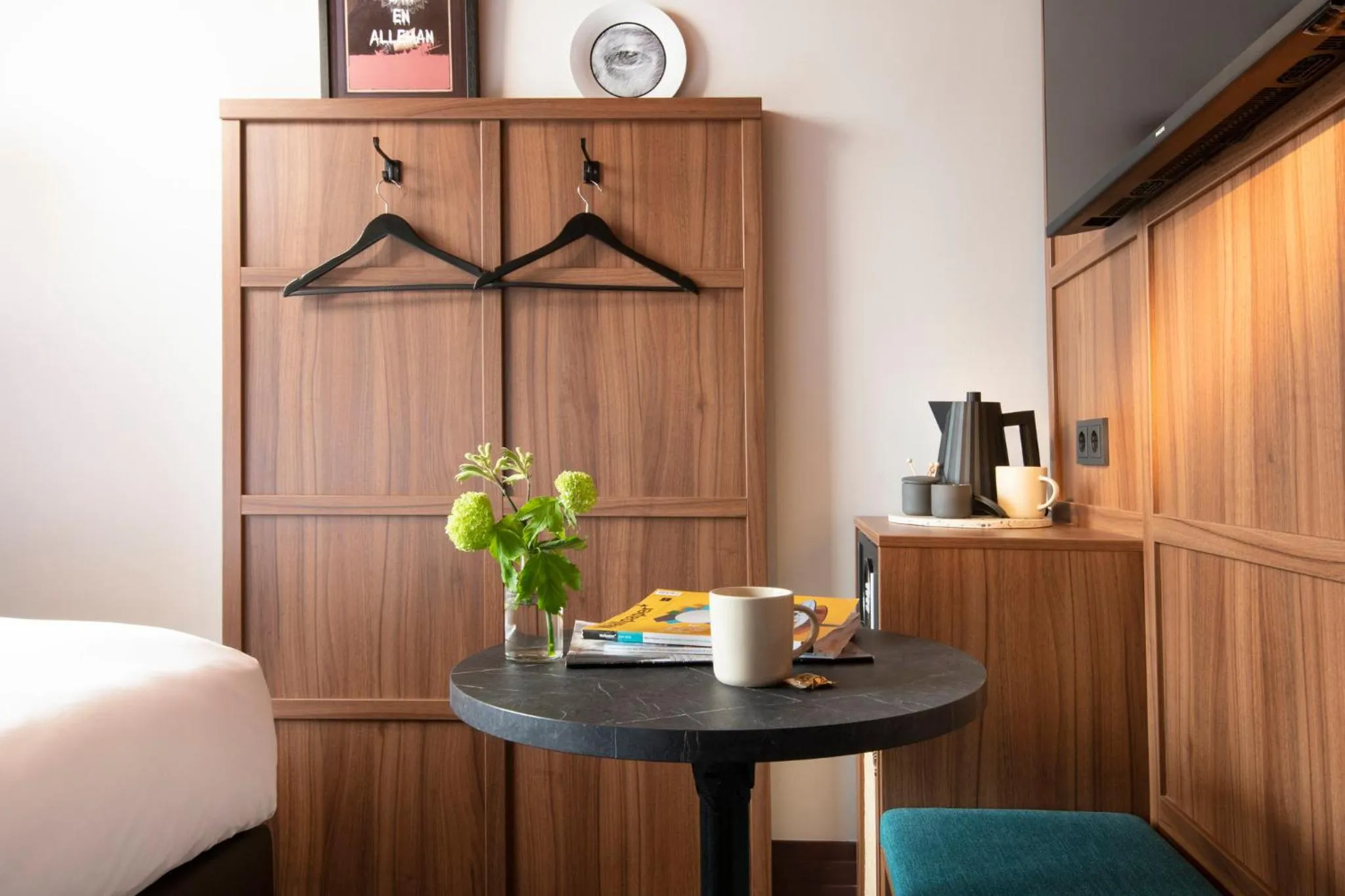 Photo of the whole room, Bed in Jan Luyken Amsterdam