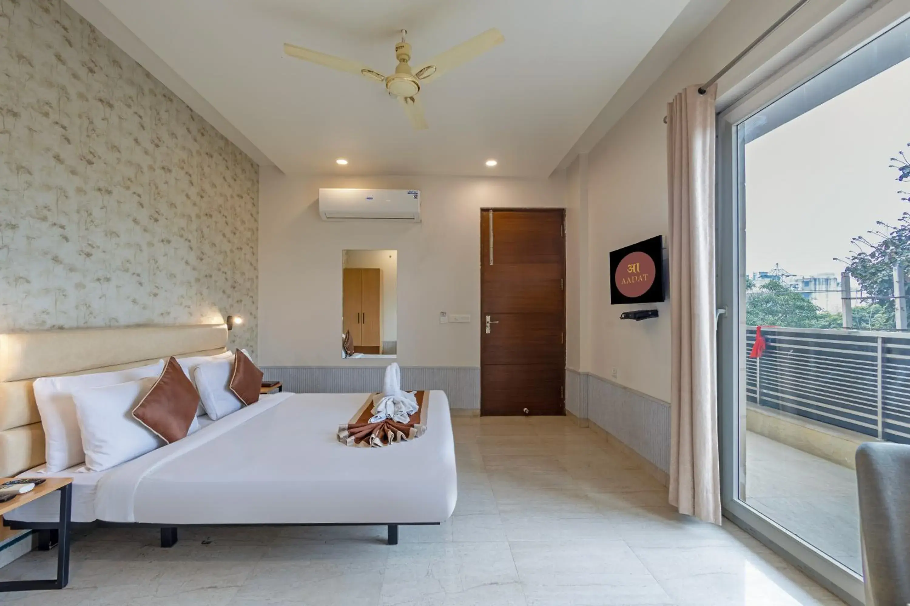 Bed in Aadat Hotel Subhash Chowk Gurgaon Bed in Aadat Hotel Subhash Chowk Gurgaon